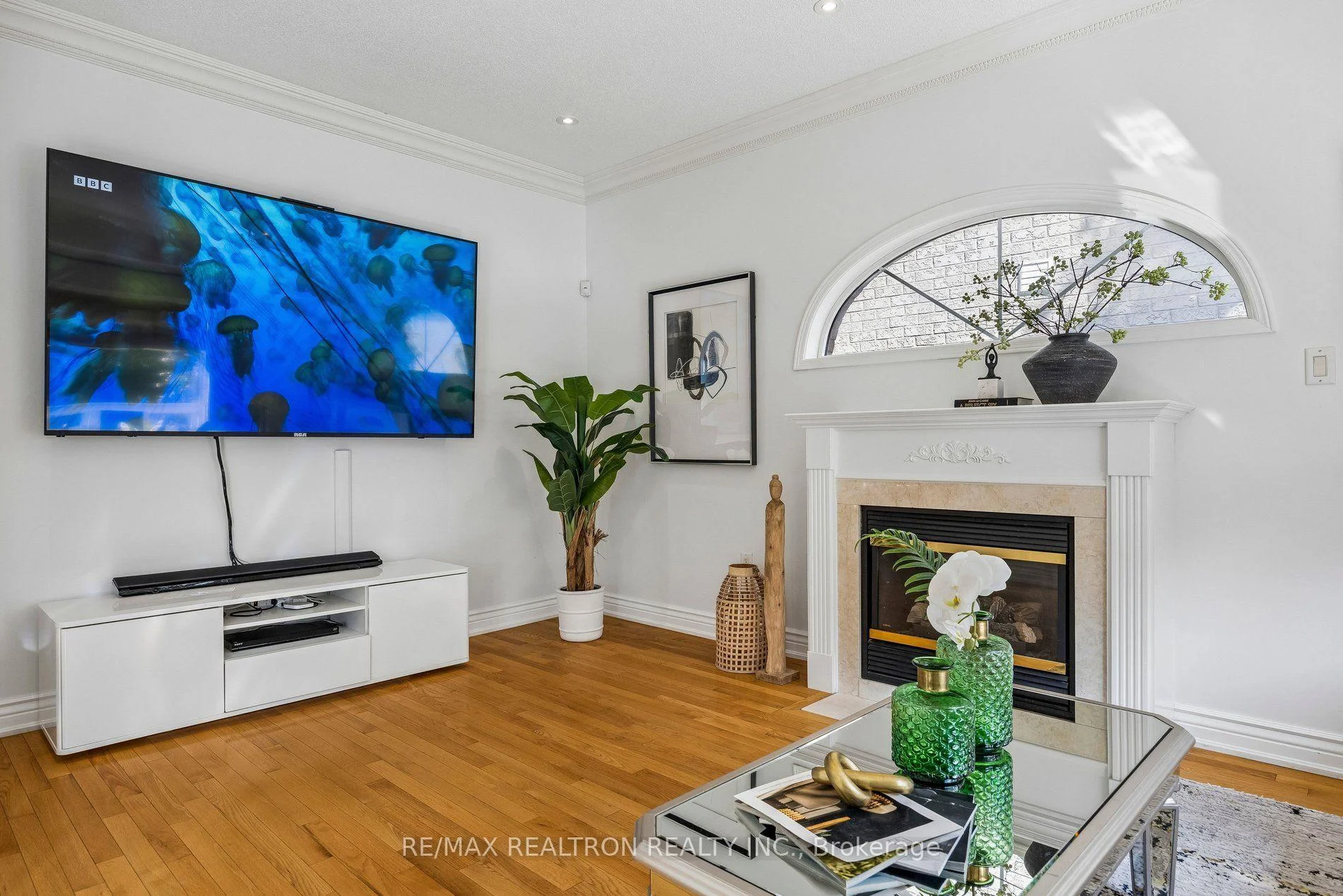 Photo 21 of 9 Kimono Crescent, Richmond Hill, Rouge Woods — HOMEH