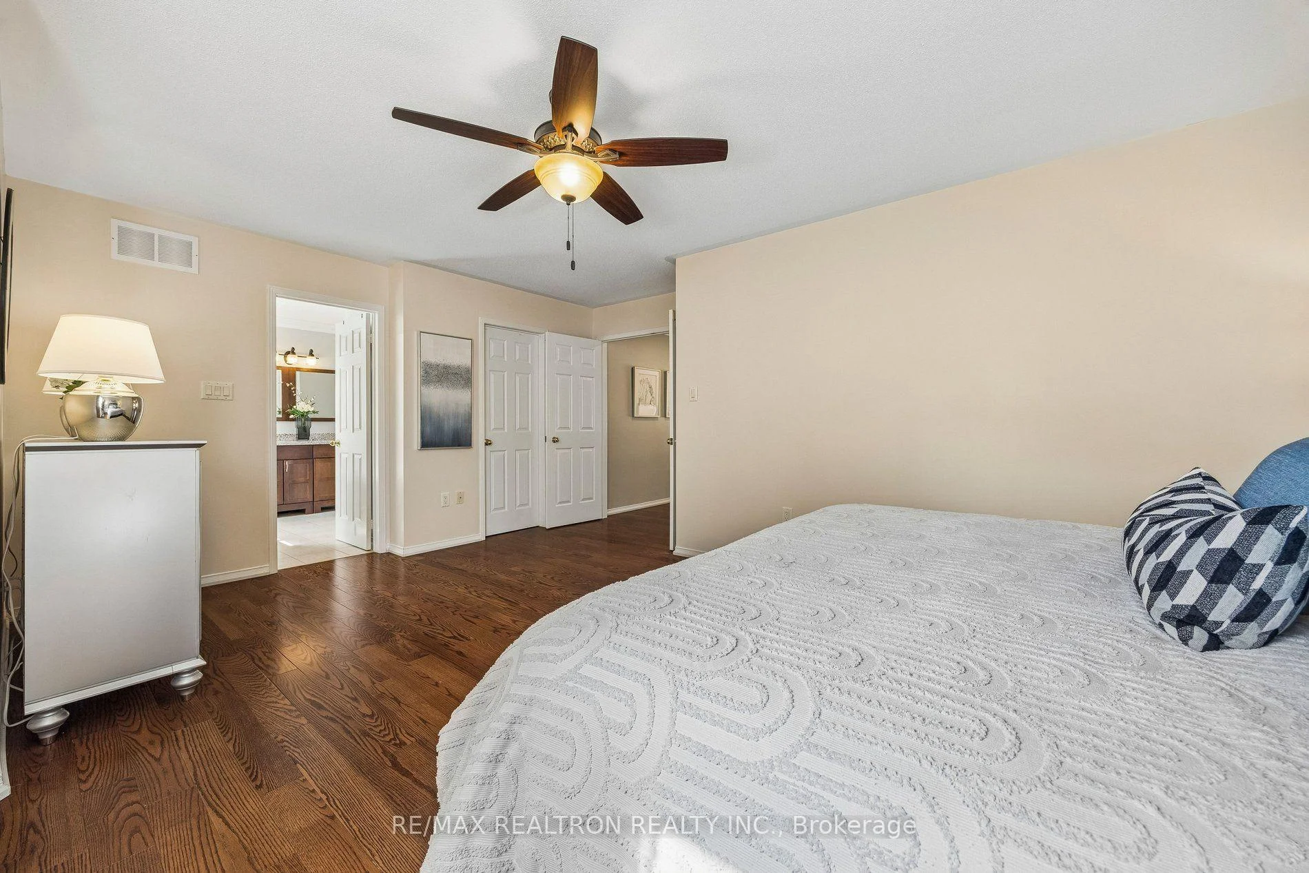 Photo 44 of 9 Kimono Crescent, Richmond Hill, Rouge Woods — HOMEH