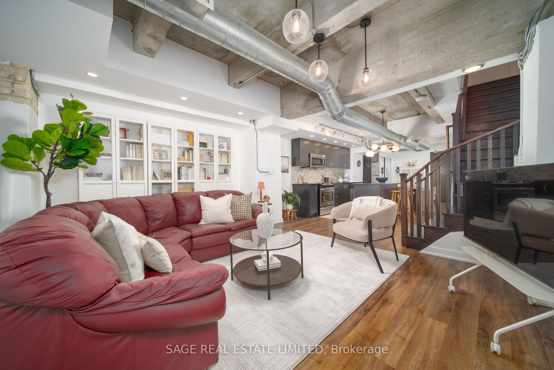 Photo of Unit 128, 201 Carlaw Avenue