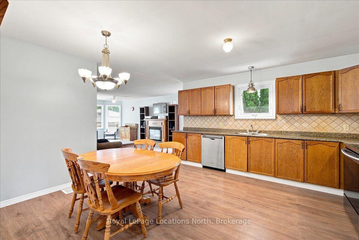 Photo 9 of 6 Royal Beech Drive, Wasaga Beach — HOMEH