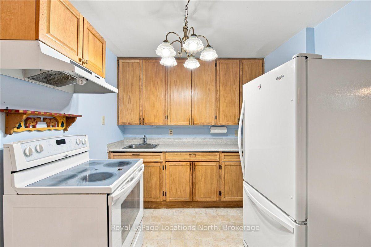 Photo 25 of 6 Royal Beech Drive, Wasaga Beach — HOMEH