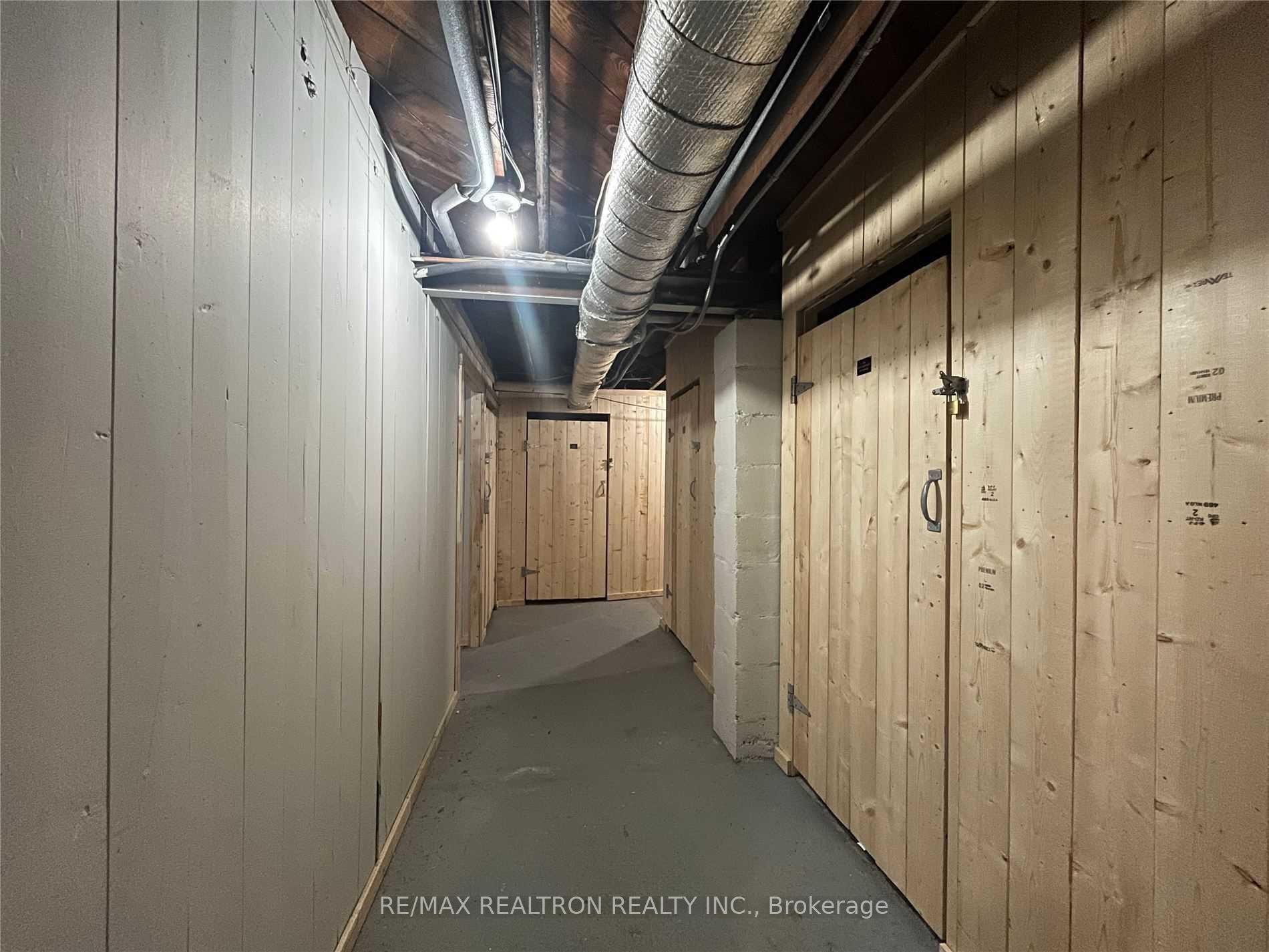 Photo 5 of Unit B, 485 Oriole Parkway, Toronto, Yonge-Eglinton — HOMEH