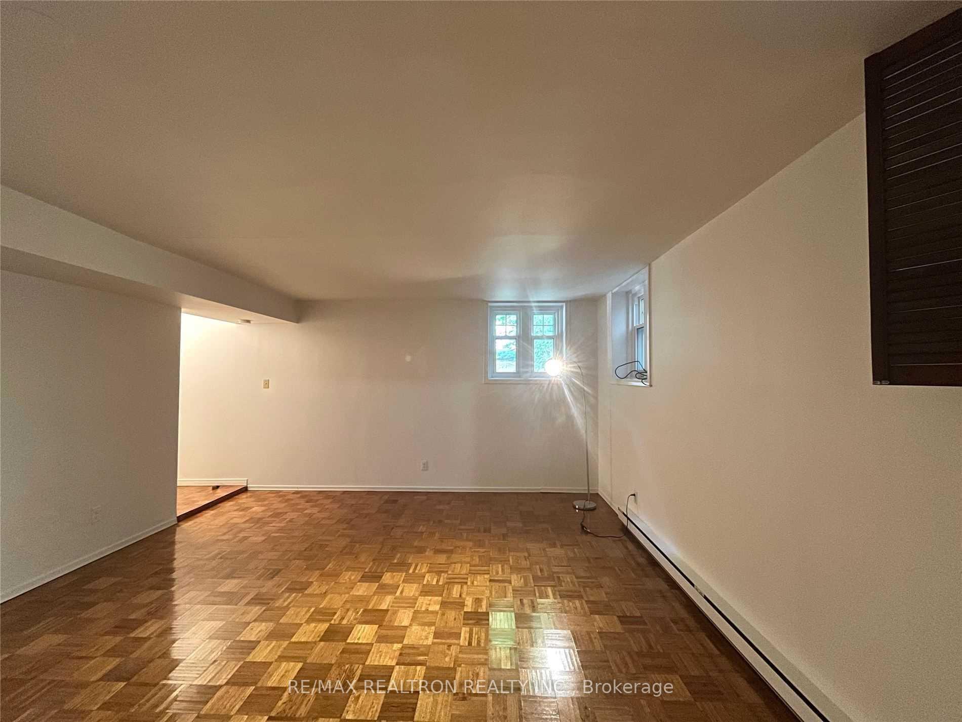 Photo 6 of Unit B, 485 Oriole Parkway, Toronto, Yonge-Eglinton — HOMEH