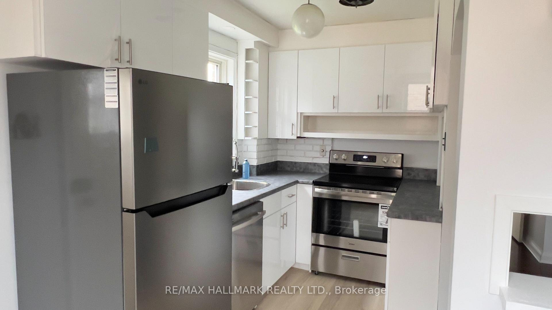 Photo 1 of 10 Adele Avenue, North York, Downsview-Roding-CFB — HOMEH