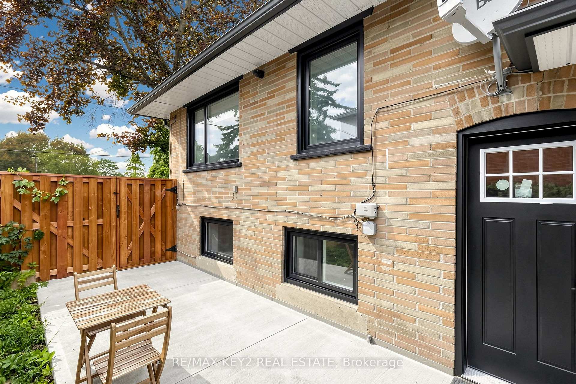 Photo 1 of 707 Walnut Street W, Whitby, Downtown Whitby — HOMEH