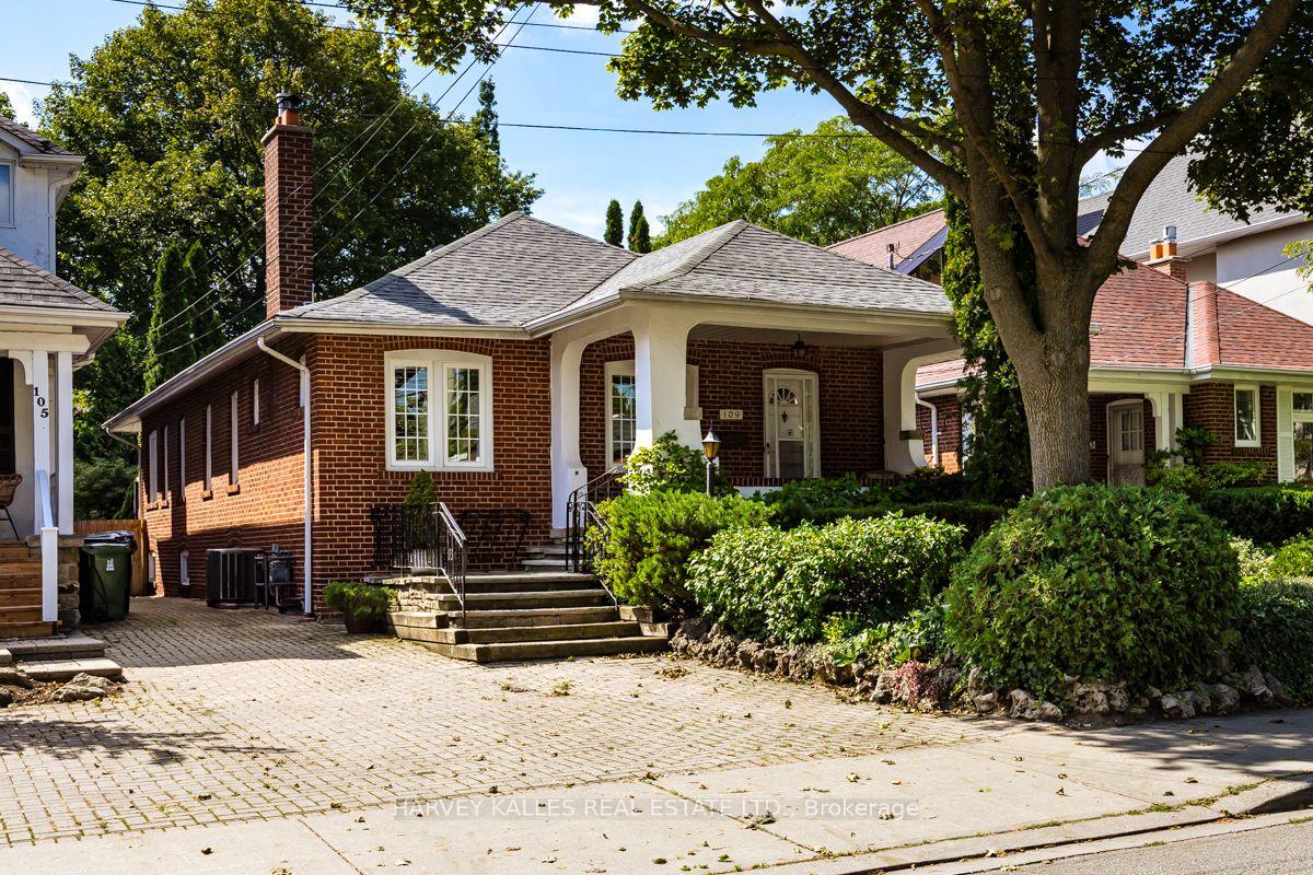 Photo 1 of 109 Old Orchard Grove, Toronto, Lawrence Park North — HOMEH