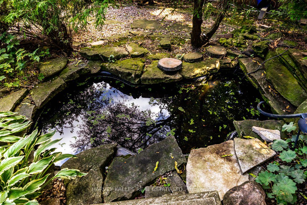 Photo 11 of 109 Old Orchard Grove, Toronto, Lawrence Park North — HOMEH