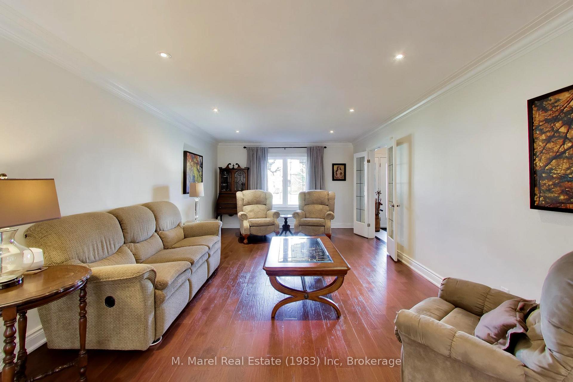 Photo 7 of 73 Lake Avenue Drive, Hamilton, Stoney Creek — HOMEH