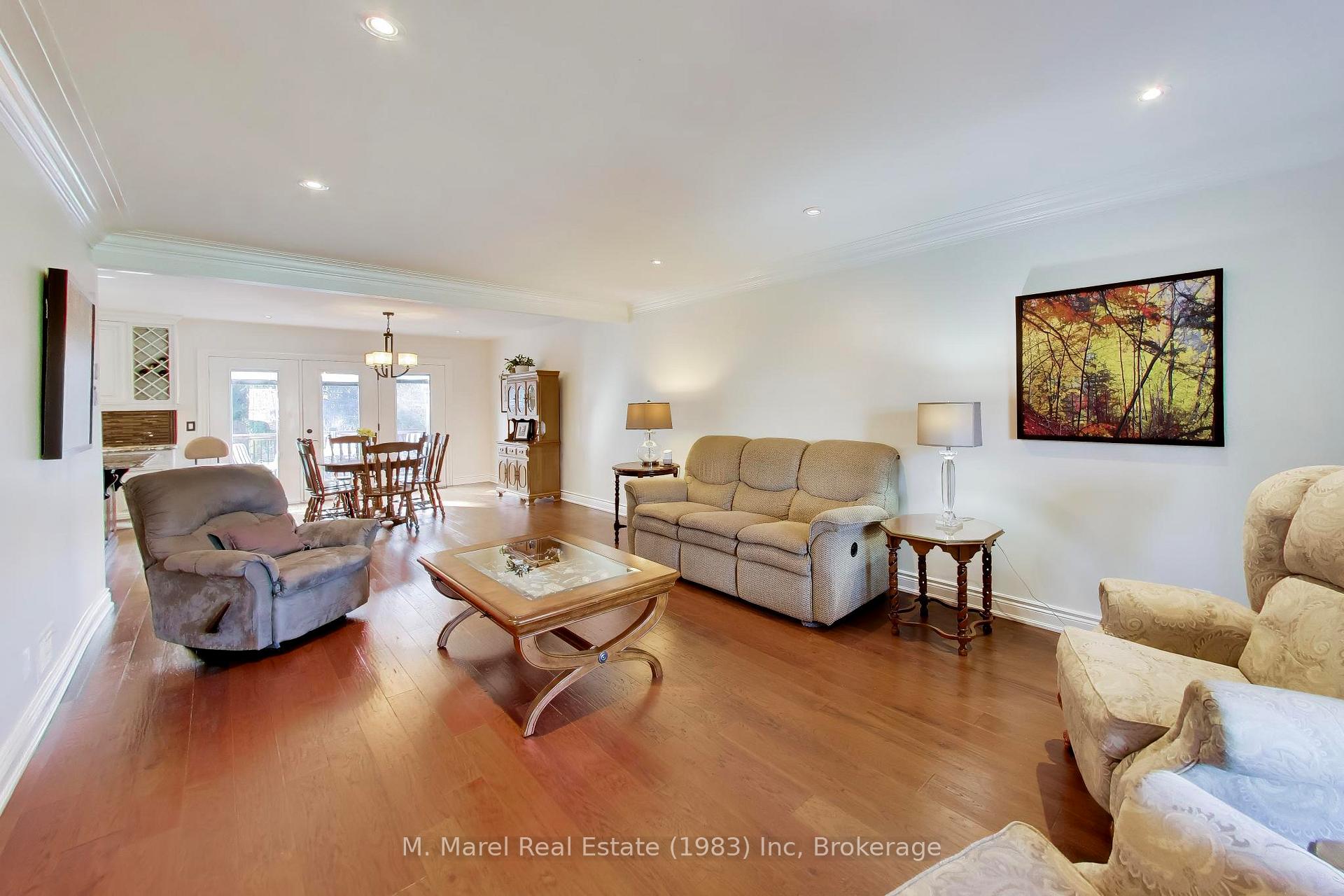 Photo 6 of 73 Lake Avenue Drive, Hamilton, Stoney Creek — HOMEH