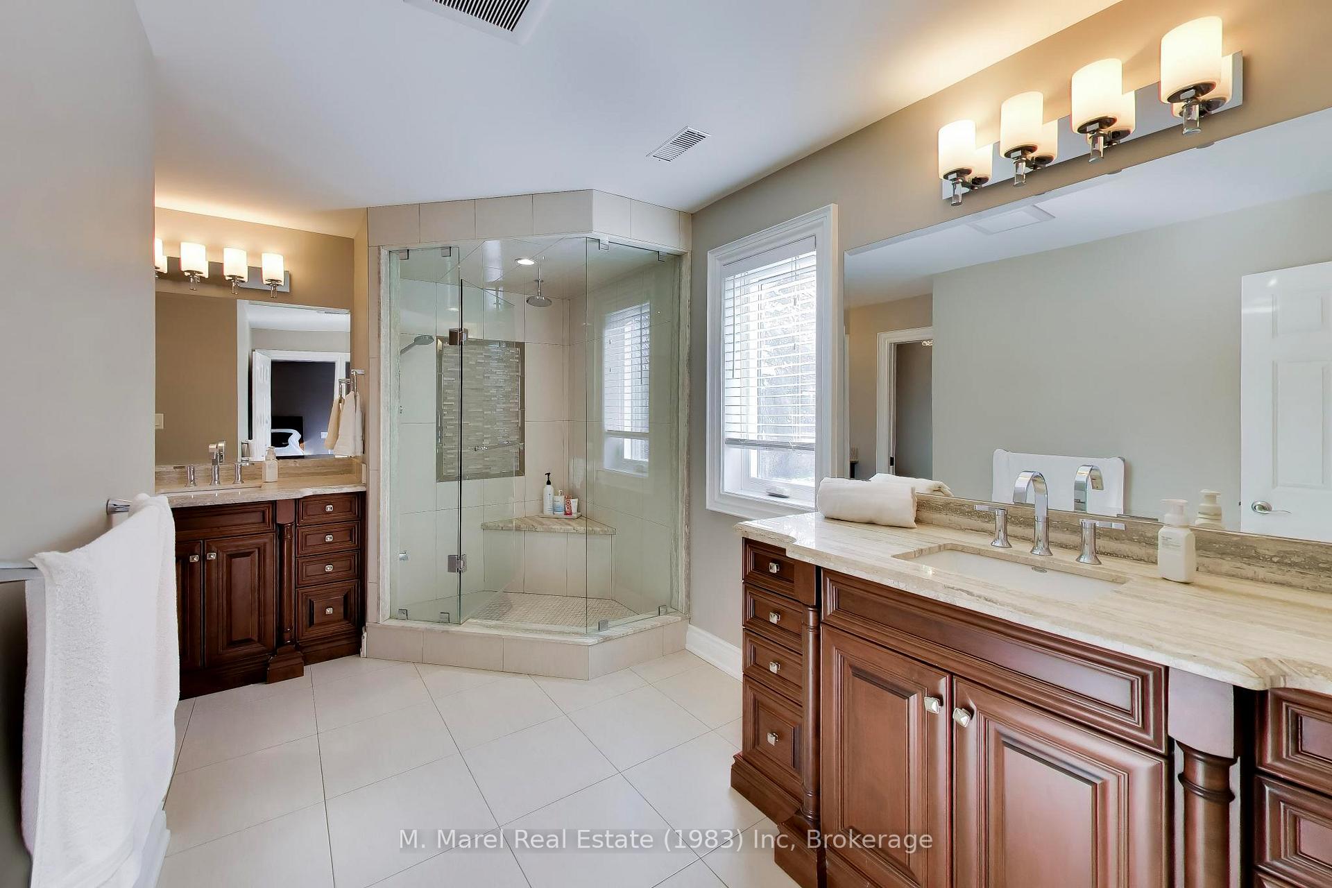 Photo 20 of 73 Lake Avenue Drive, Hamilton, Stoney Creek — HOMEH