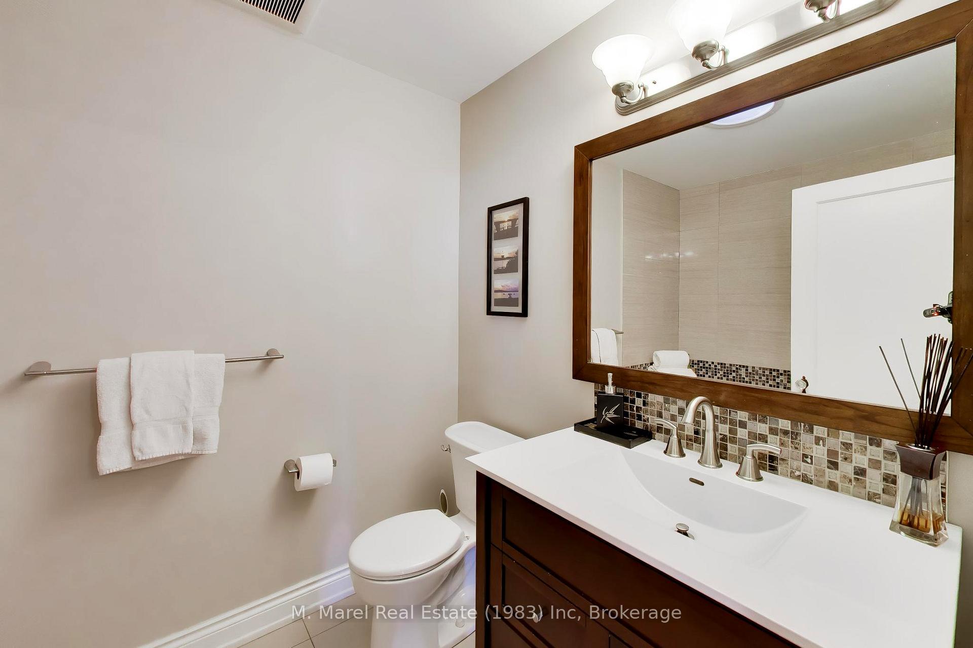 Photo 28 of 73 Lake Avenue Drive, Hamilton, Stoney Creek — HOMEH