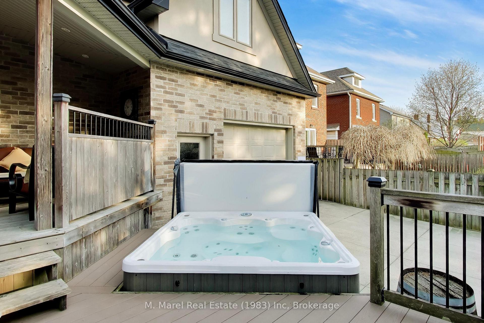 Photo 39 of 73 Lake Avenue Drive, Hamilton, Stoney Creek — HOMEH