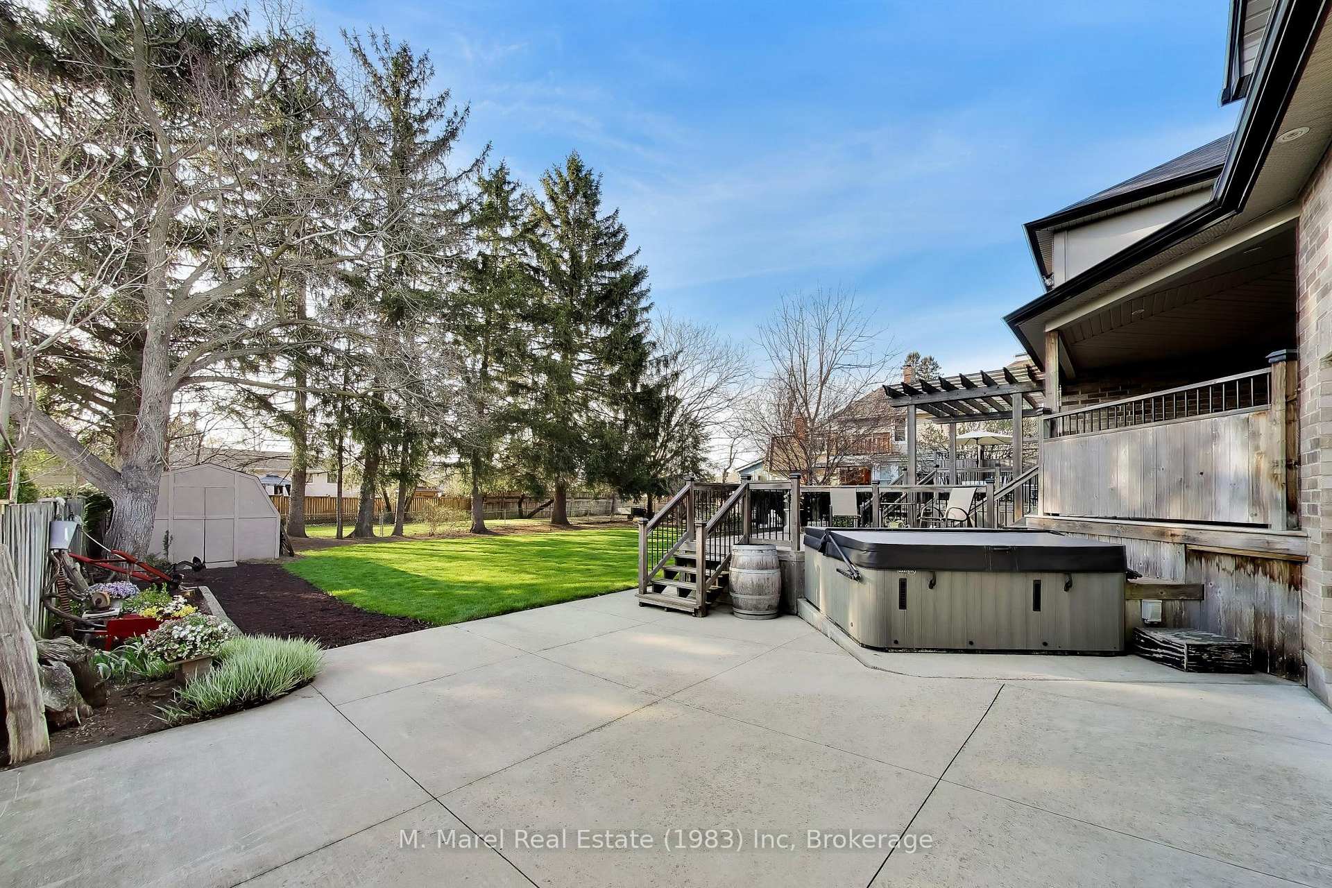 Photo 41 of 73 Lake Avenue Drive, Hamilton, Stoney Creek — HOMEH
