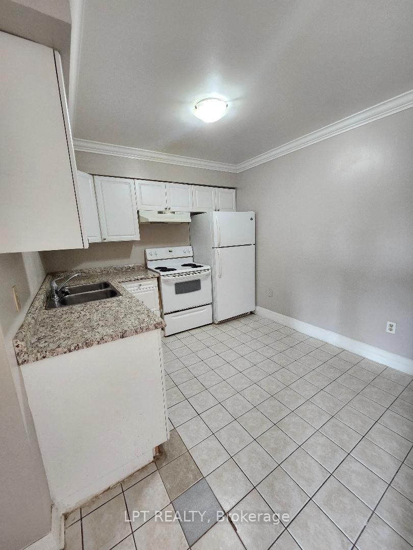 Photo 6 of Unit 4, 1265 Bentley Drive, London, East D — HOMEH
