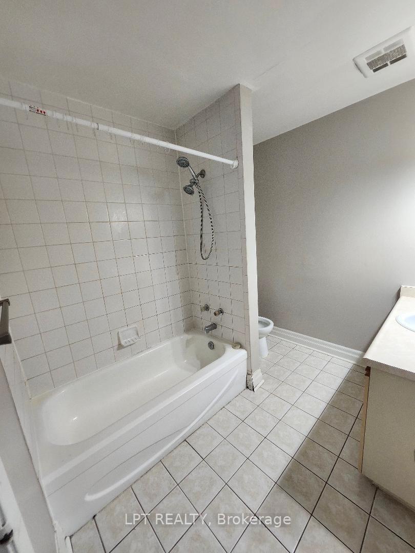 Photo 7 of Unit 4, 1265 Bentley Drive, London, East D — HOMEH