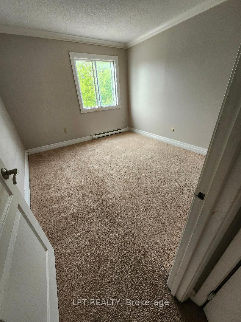 Photo 11 of Unit 4, 1265 Bentley Drive, London, East D — HOMEH