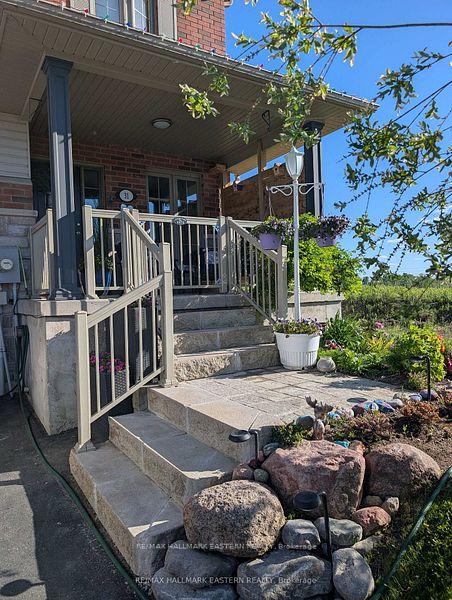 Photo 4 of 31 Paul Rexe Boulevard E, Otonabee-South Monaghan — HOMEH