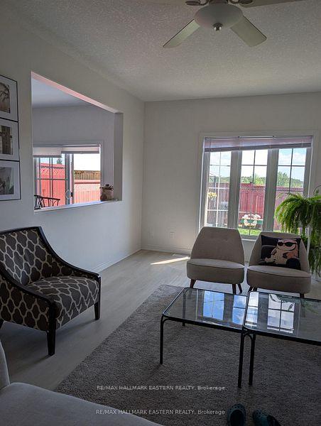 Photo 10 of 31 Paul Rexe Boulevard E, Otonabee-South Monaghan — HOMEH