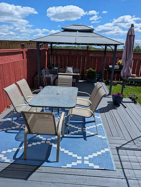 Photo 17 of 31 Paul Rexe Boulevard E, Otonabee-South Monaghan — HOMEH
