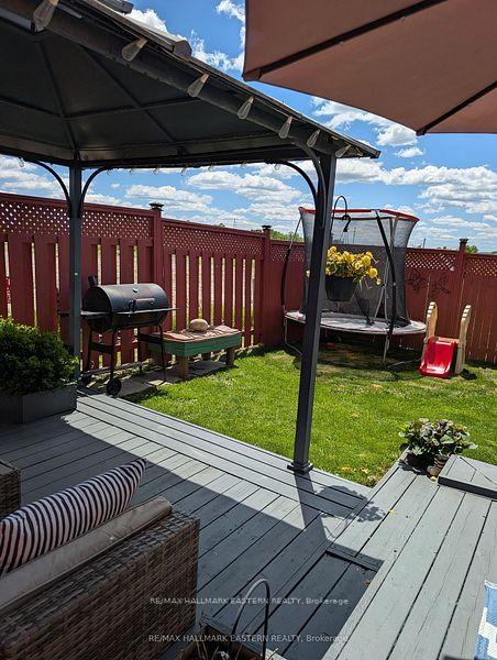 Photo 18 of 31 Paul Rexe Boulevard E, Otonabee-South Monaghan — HOMEH