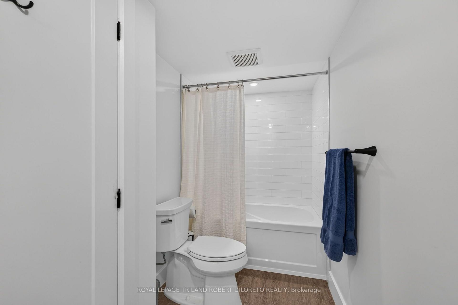 Photo 29 of 734 Radisson Lane, Strathroy-Caradoc, Mount Brydges — HOMEH