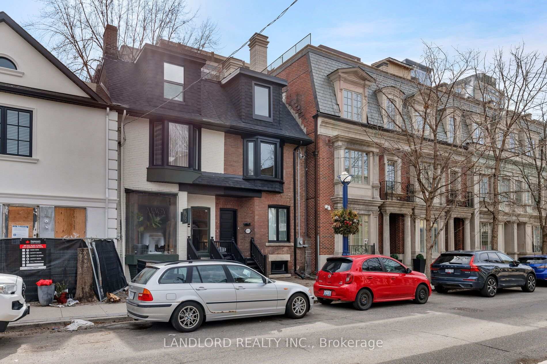 Photo 2 of 107A Scollard Street, Toronto, The Annex — HOMEH