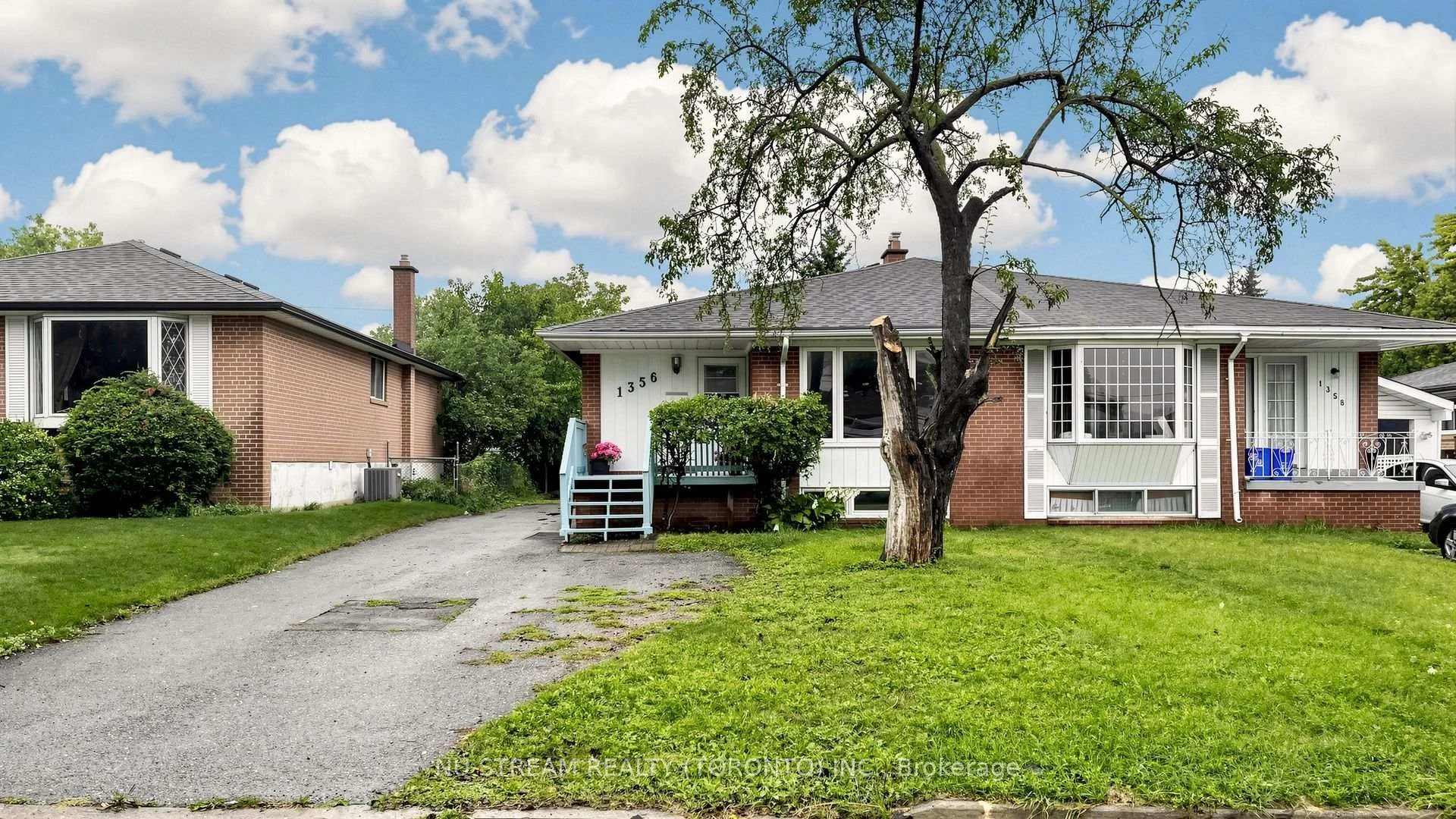 Photo 3 of 1356 Tatra Drive, Pickering, Bay Ridges — HOMEH