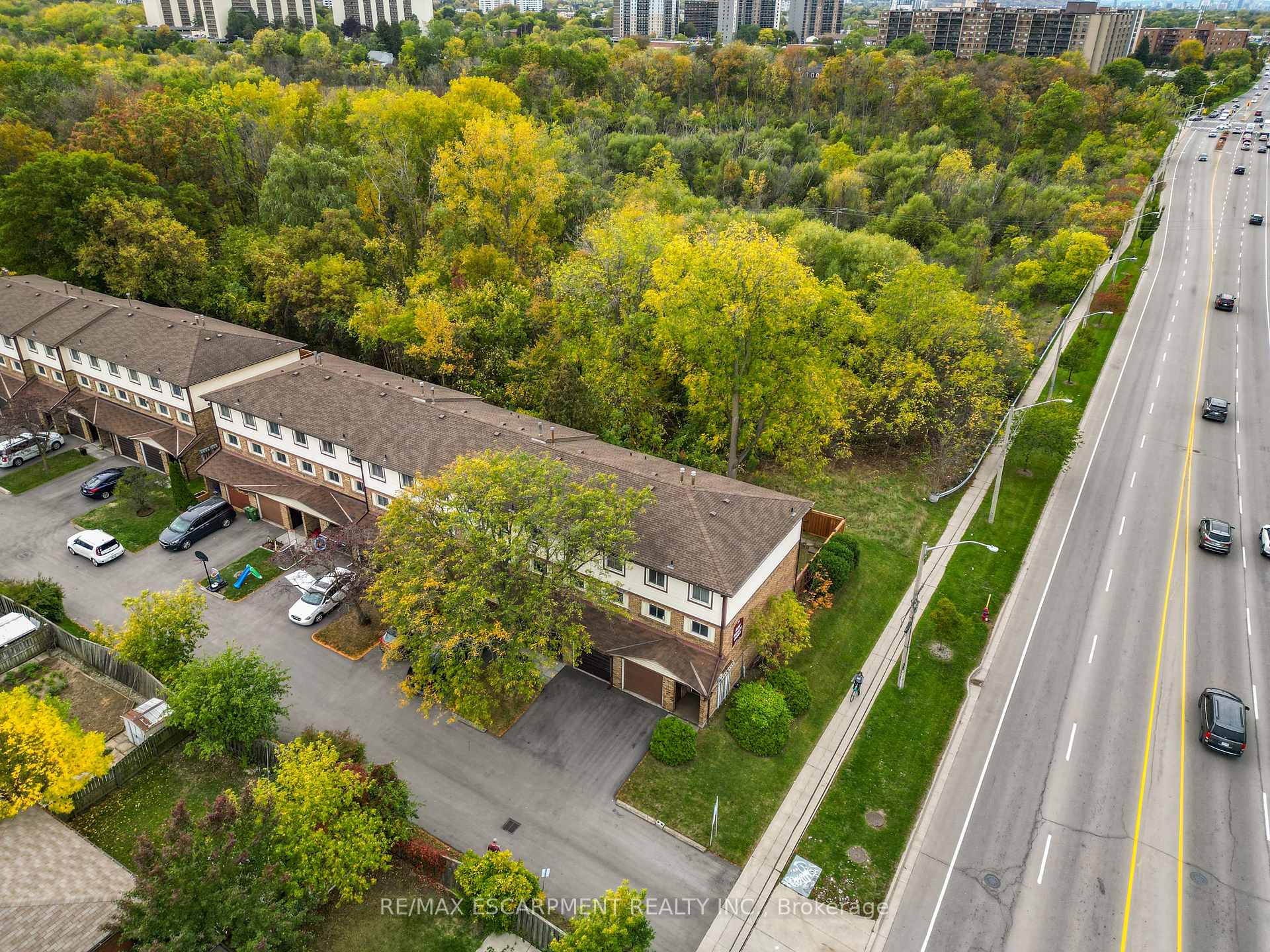 Photo 16 of Unit 1, 34 Bow Valley Drive, Hamilton, Riverdale — HOMEH