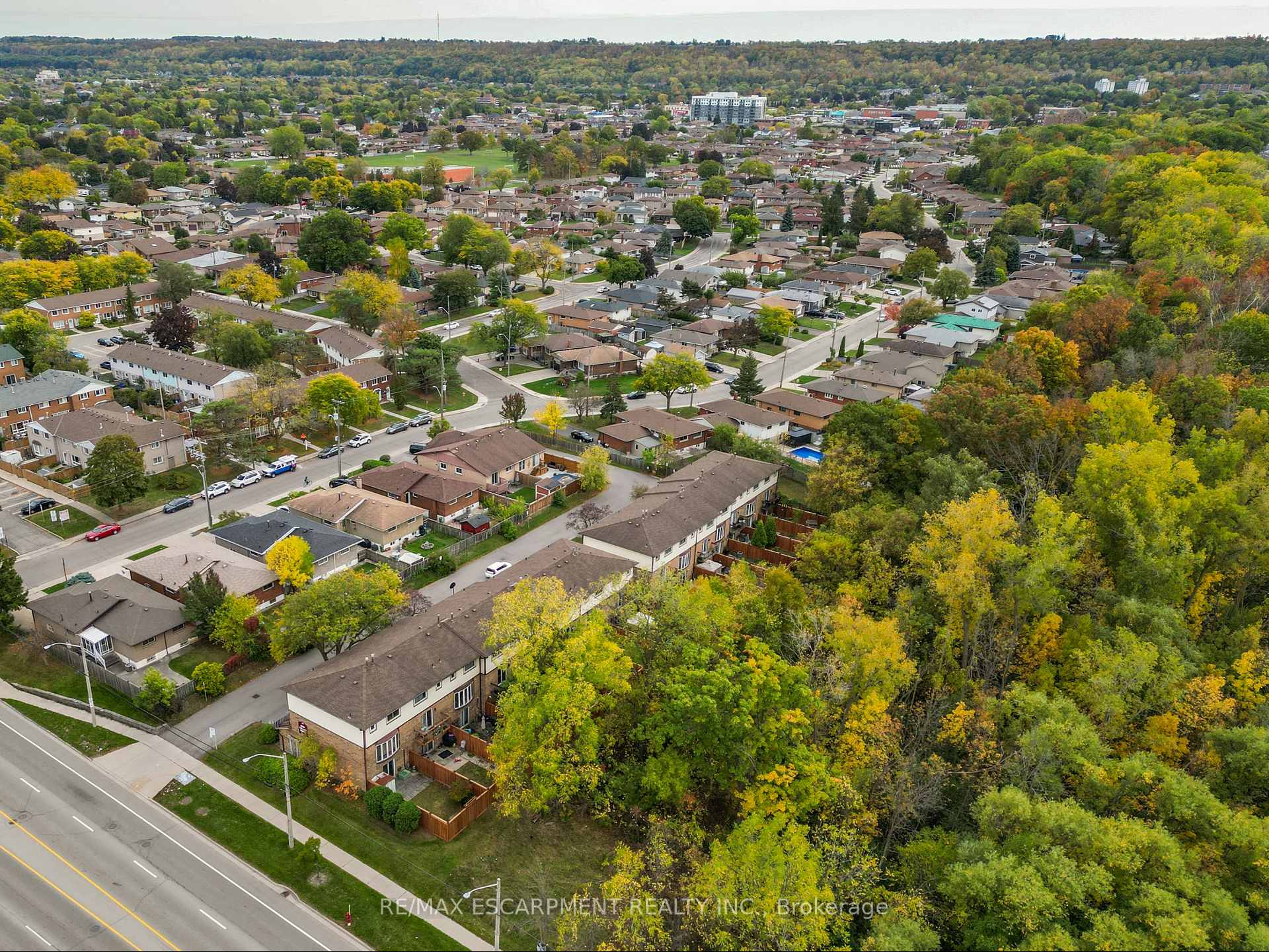 Photo 17 of Unit 1, 34 Bow Valley Drive, Hamilton, Riverdale — HOMEH