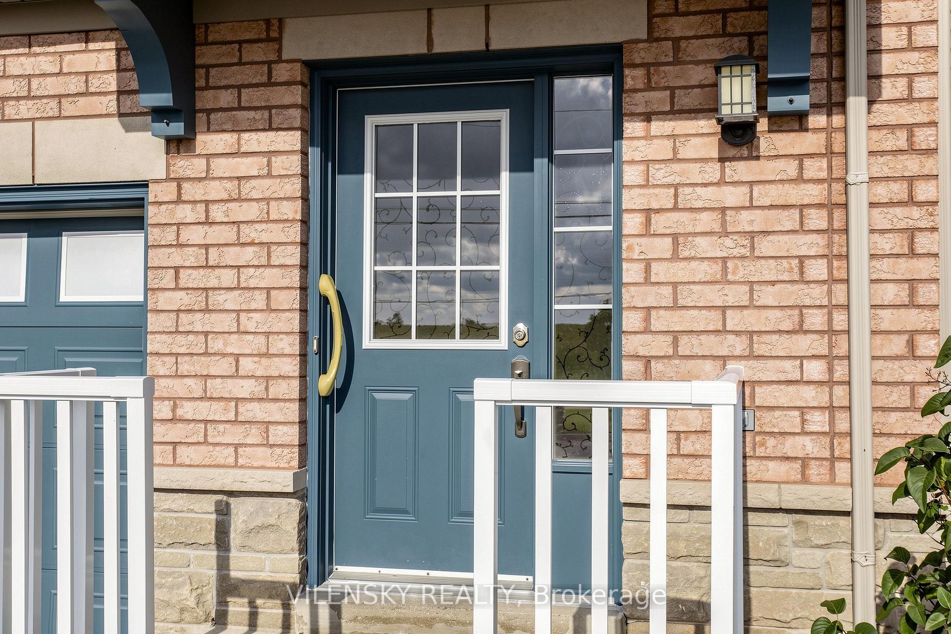 Photo 3 of 46 Westcliffe Crescent, Richmond Hill, Jefferson — HOMEH
