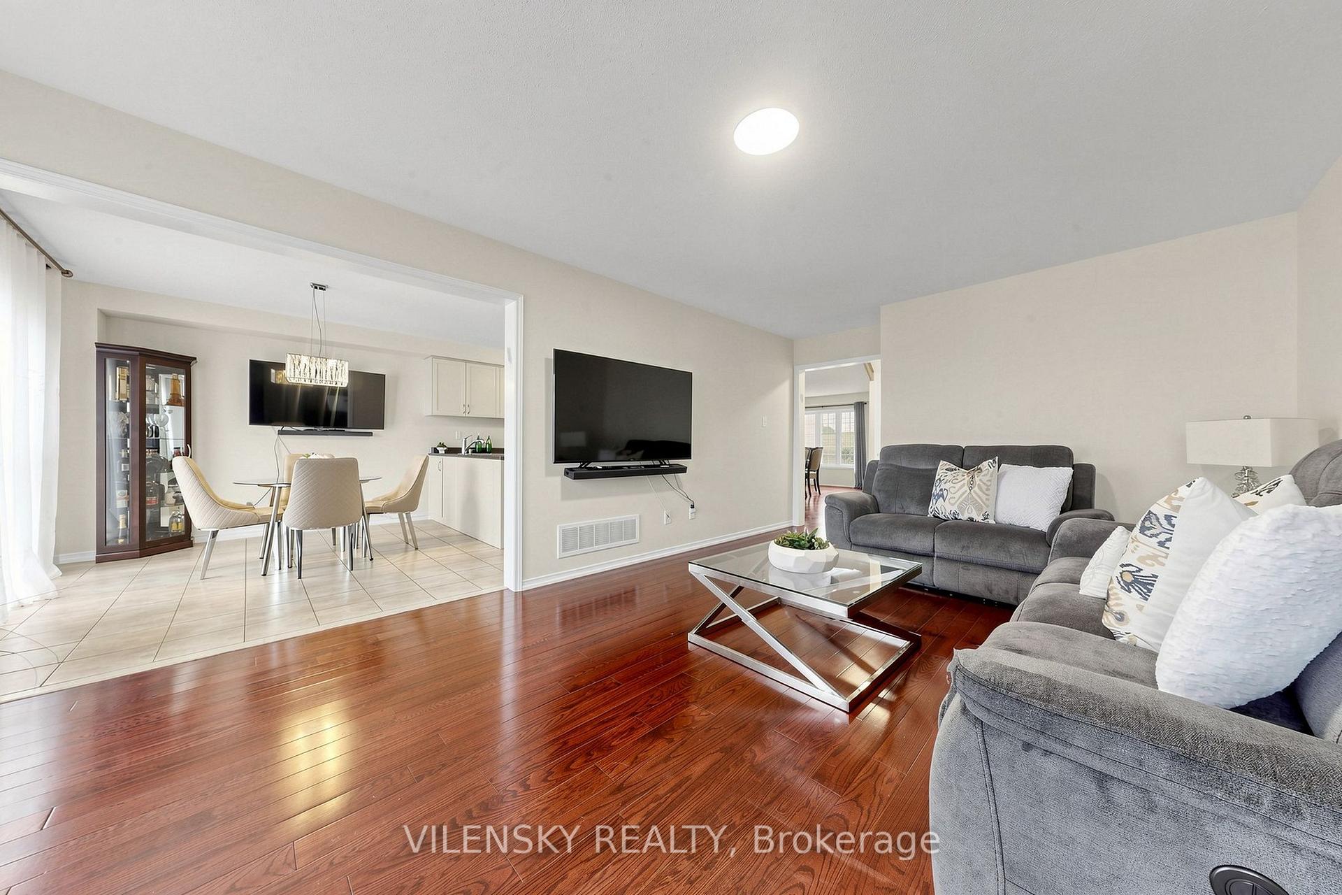 Photo 4 of 46 Westcliffe Crescent, Richmond Hill, Jefferson — HOMEH