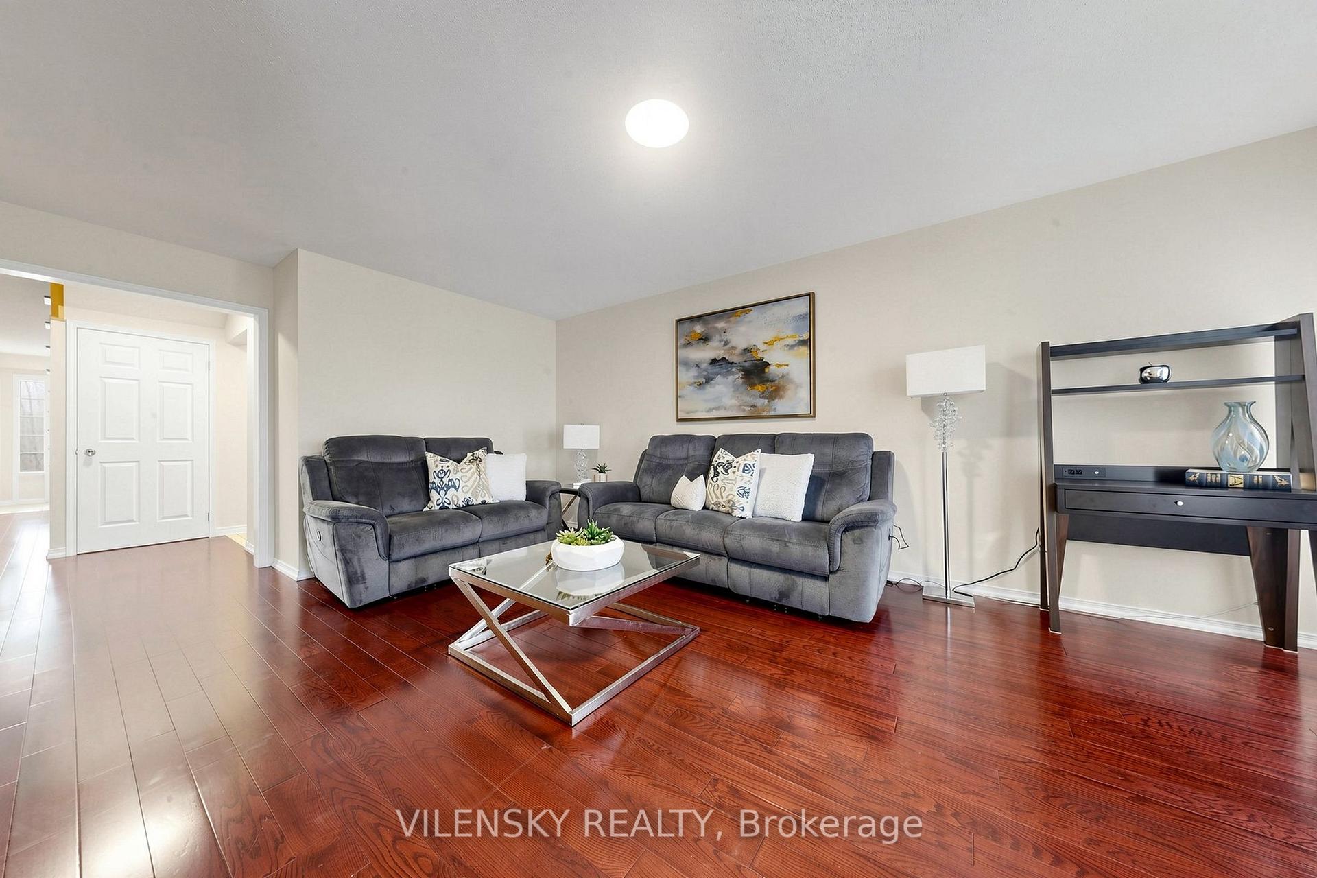 Photo 7 of 46 Westcliffe Crescent, Richmond Hill, Jefferson — HOMEH