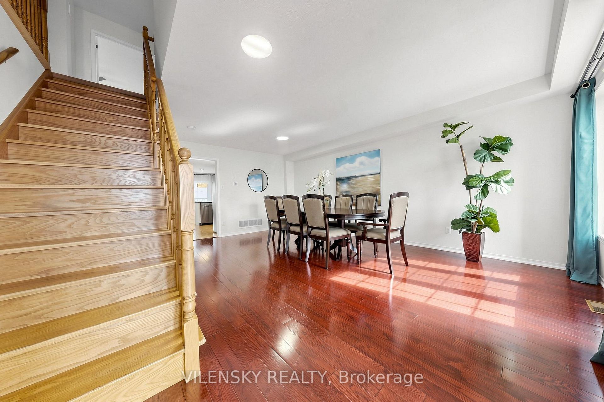 Photo 18 of 46 Westcliffe Crescent, Richmond Hill, Jefferson — HOMEH