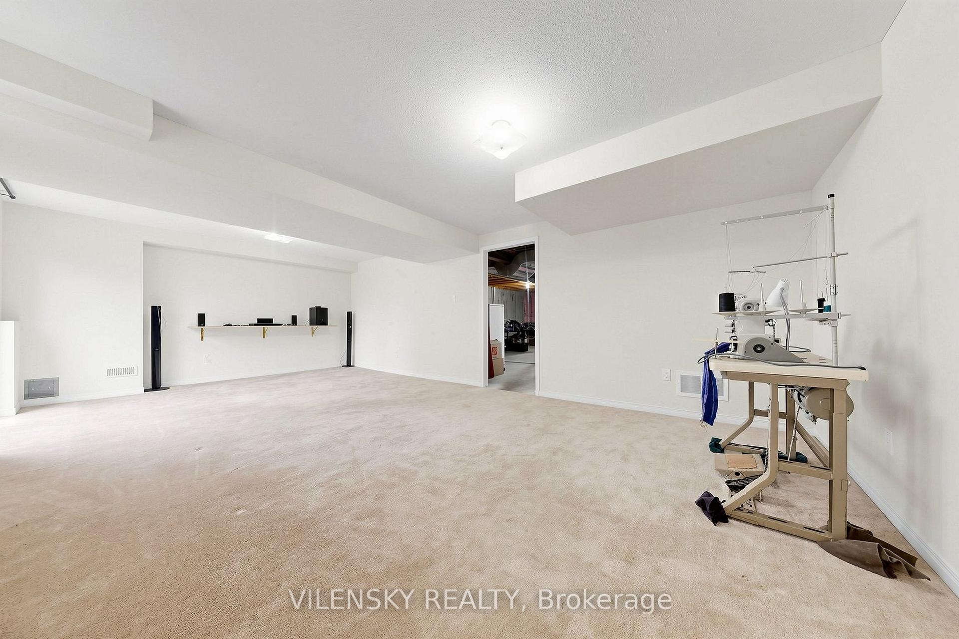 Photo 37 of 46 Westcliffe Crescent, Richmond Hill, Jefferson — HOMEH