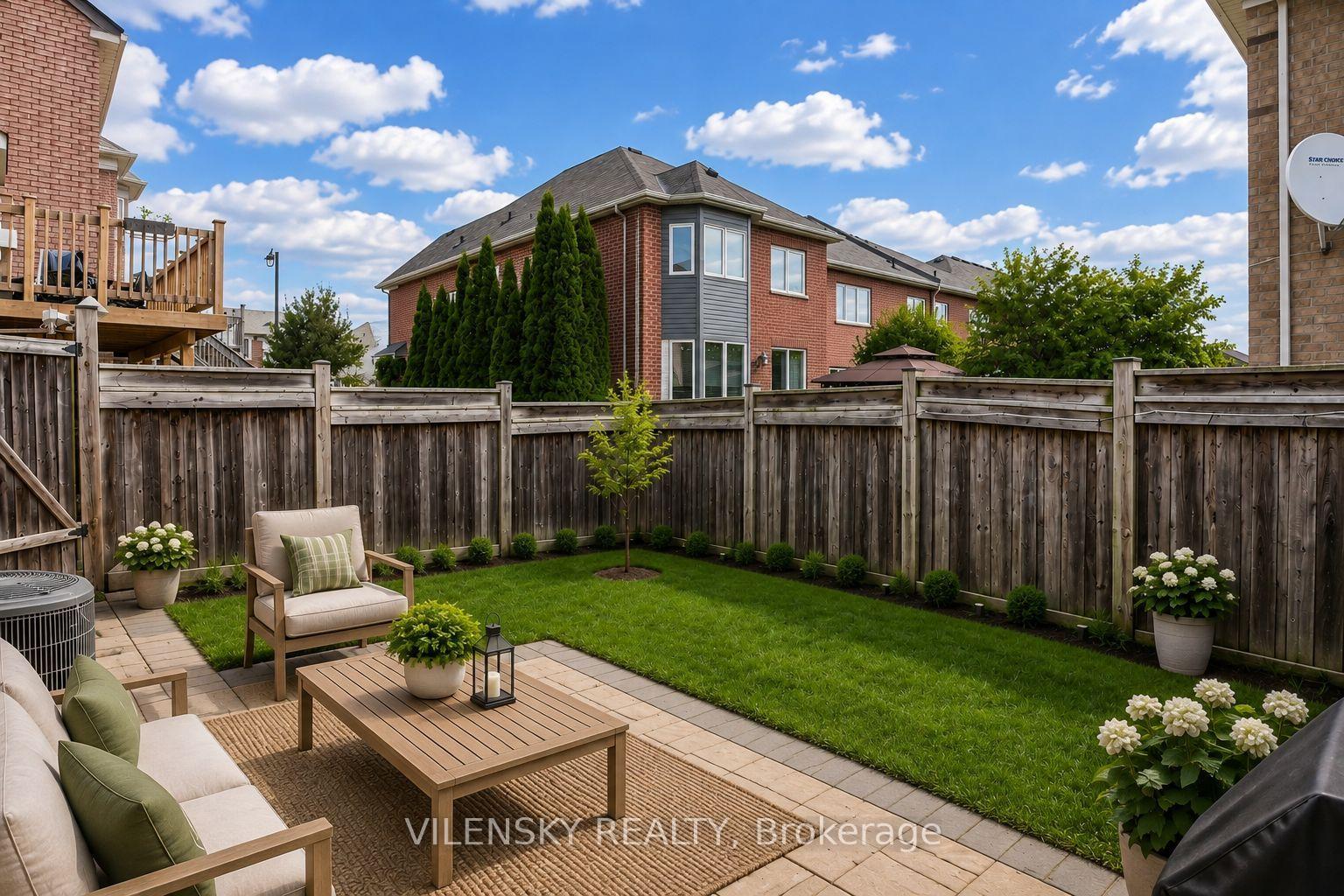 Photo 40 of 46 Westcliffe Crescent, Richmond Hill, Jefferson — HOMEH