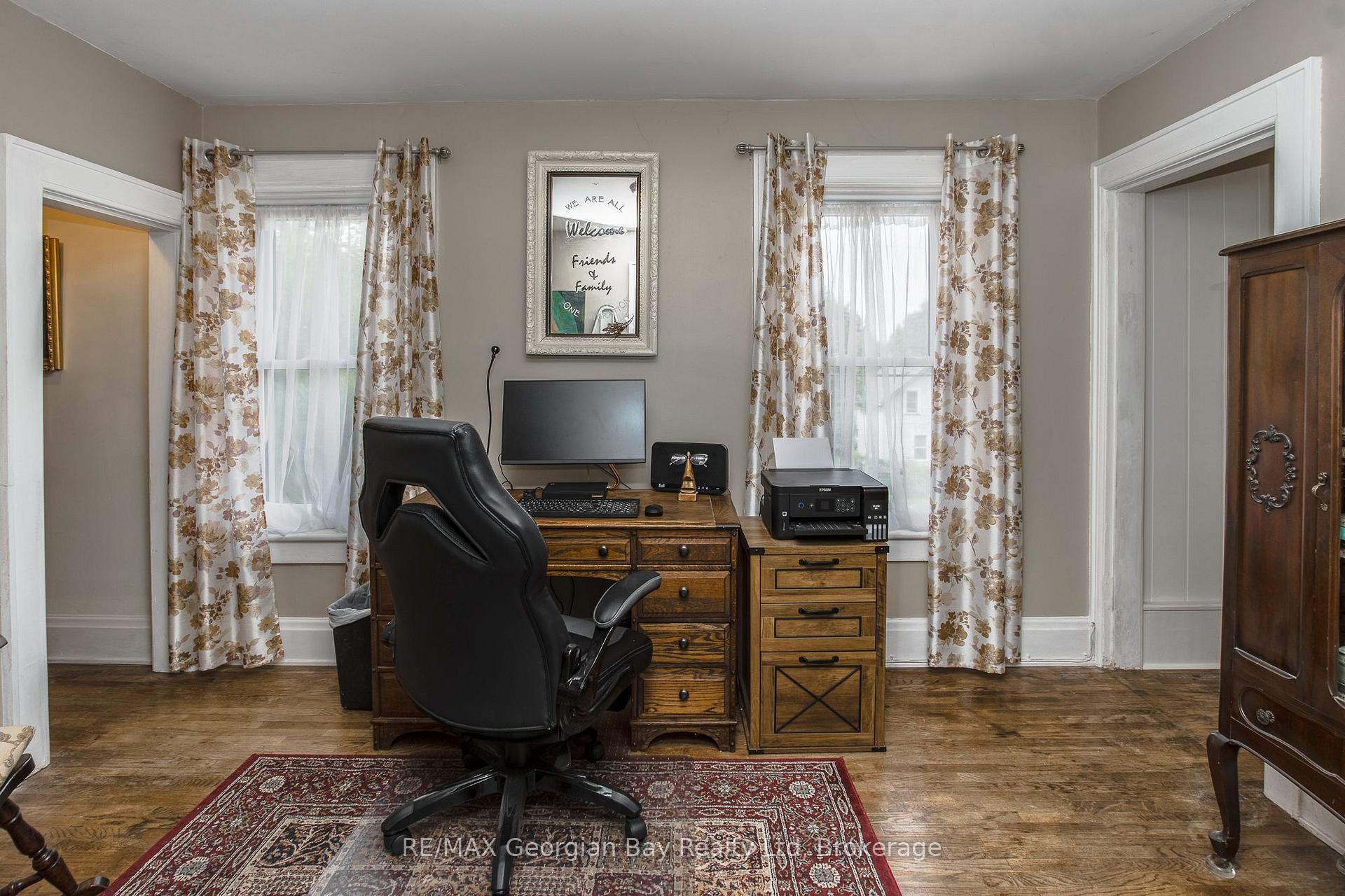 Photo 21 of 449 Elizabeth Street, Midland — HOMEH