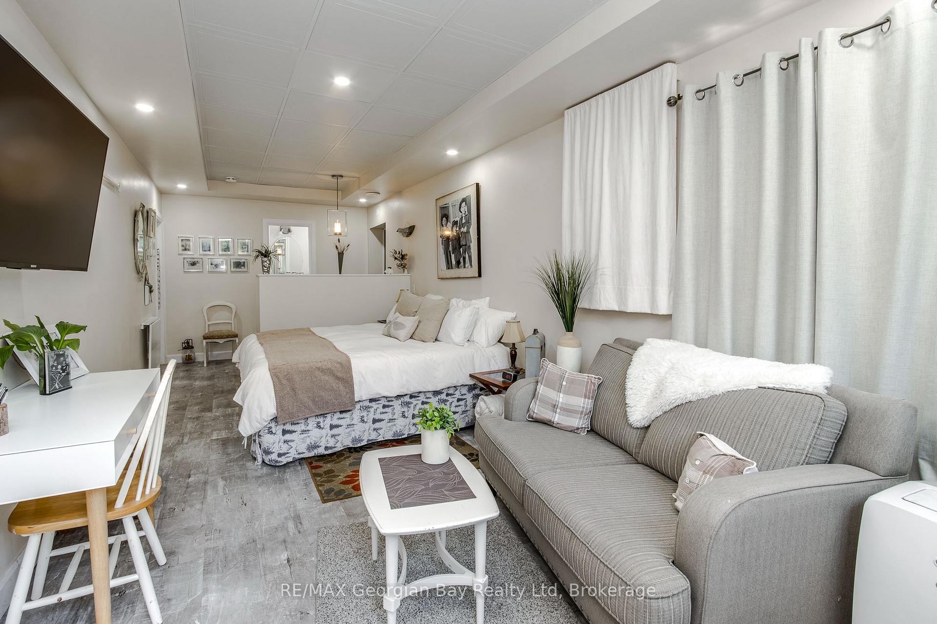 Photo 28 of 449 Elizabeth Street, Midland — HOMEH