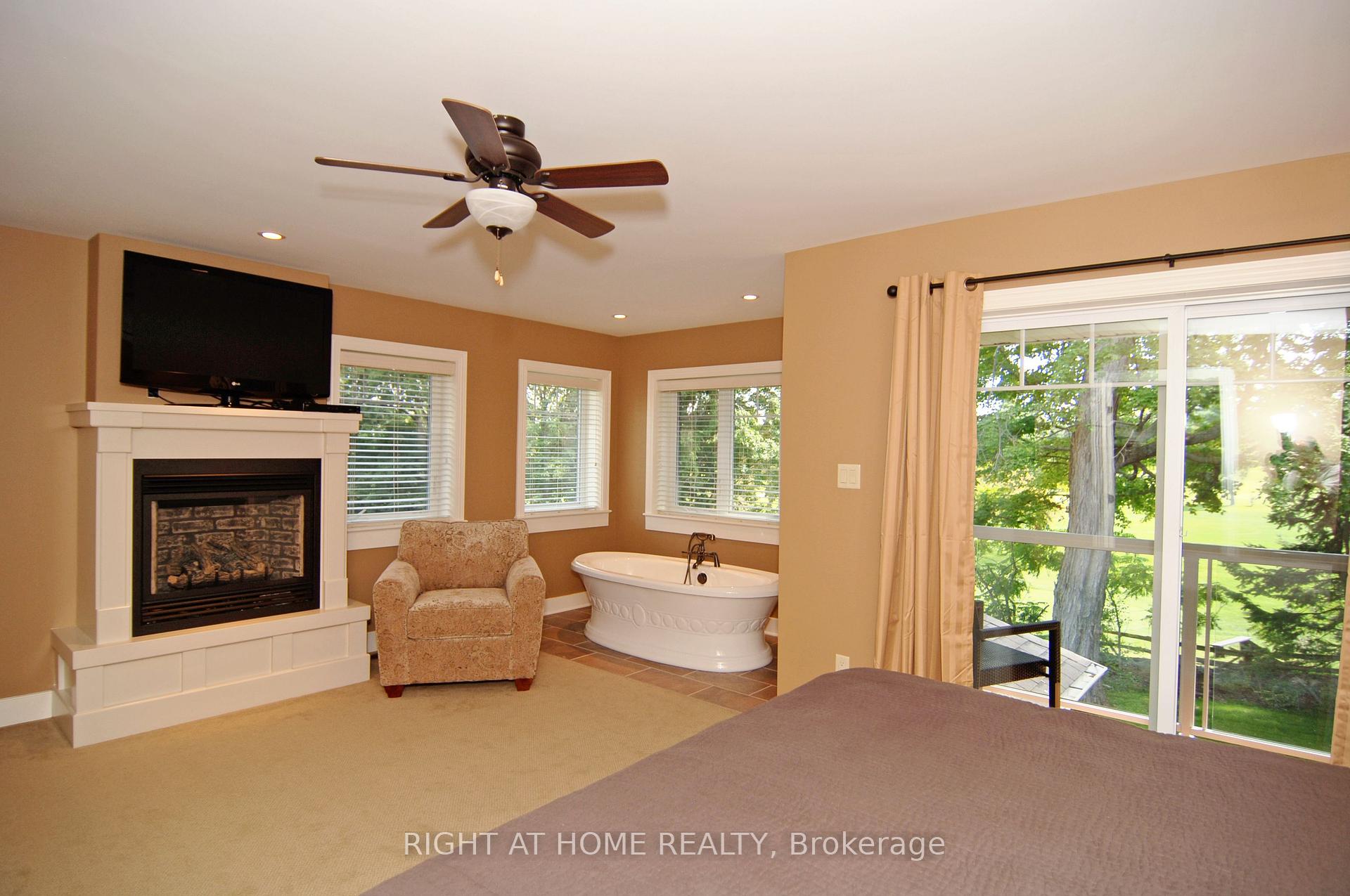 Photo 9 of Unit 9-6, 532 10th Concession Road, Rideau Lakes, Rideau Lakes (North Crosby) Twp — HOMEH