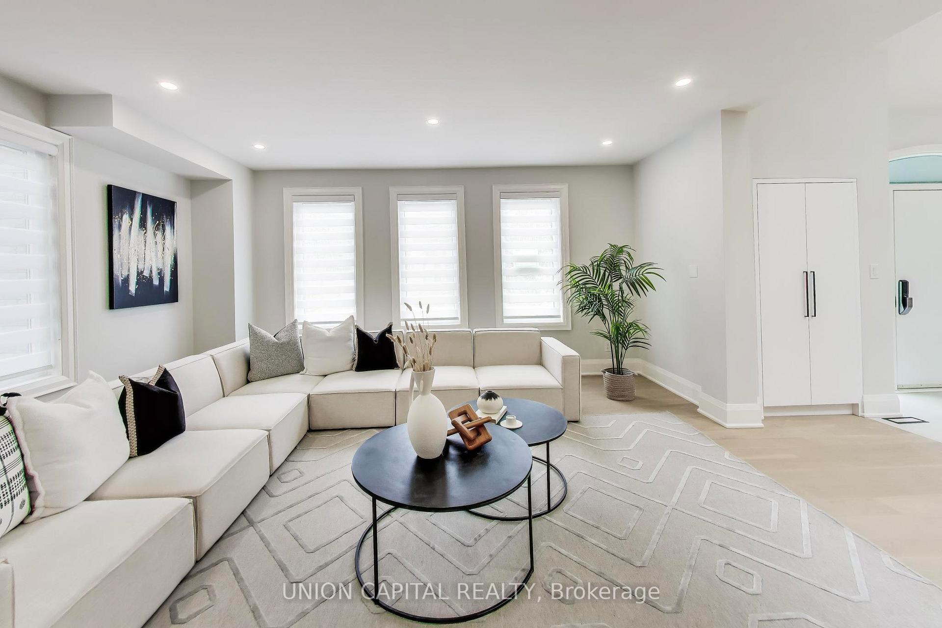 Photo 11 of 58 Forsyth Avenue N, Hamilton, Westdale — HOMEH