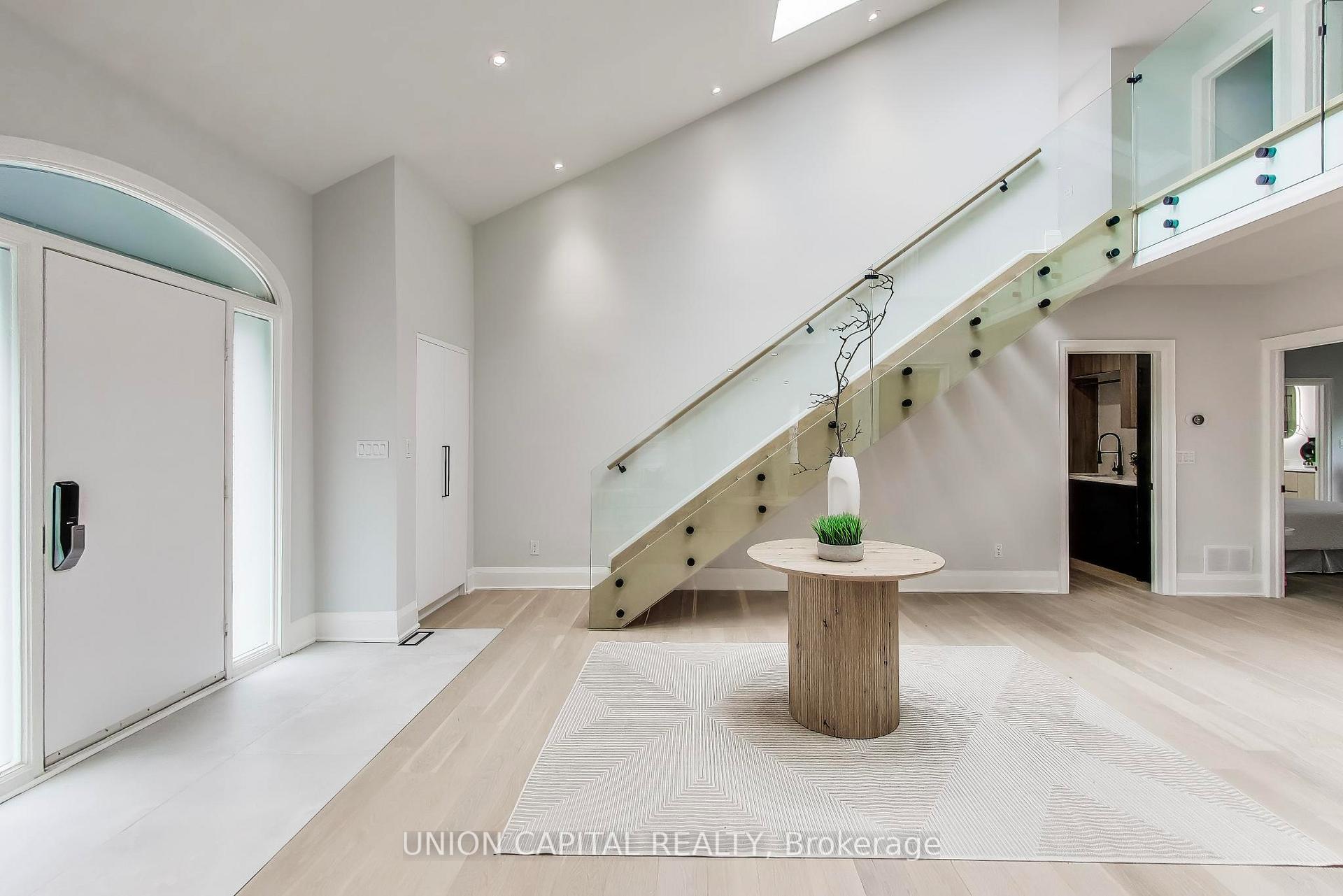 Photo 13 of 58 Forsyth Avenue N, Hamilton, Westdale — HOMEH