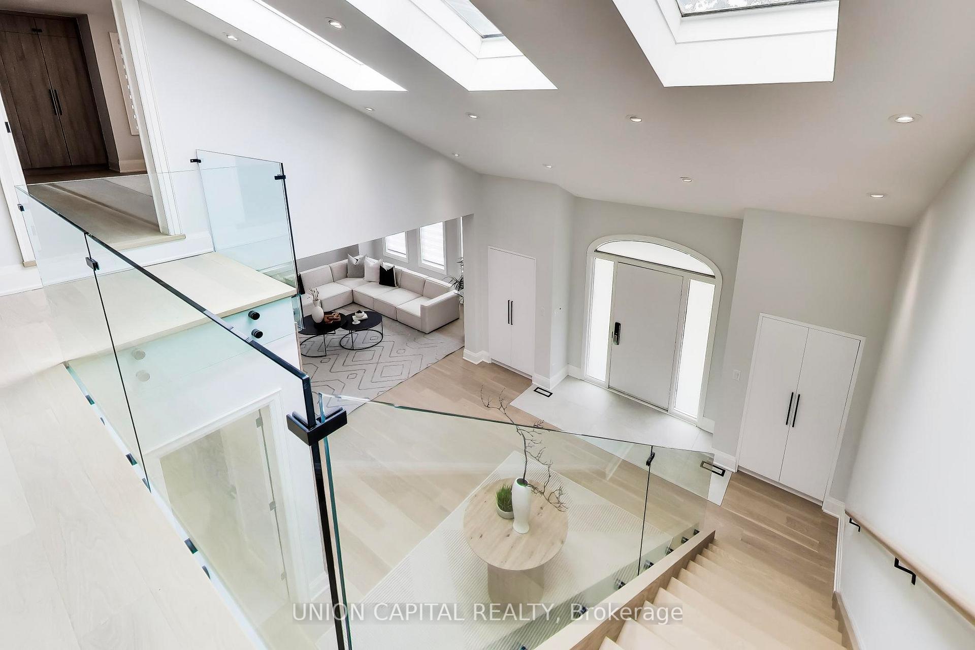Photo 14 of 58 Forsyth Avenue N, Hamilton, Westdale — HOMEH