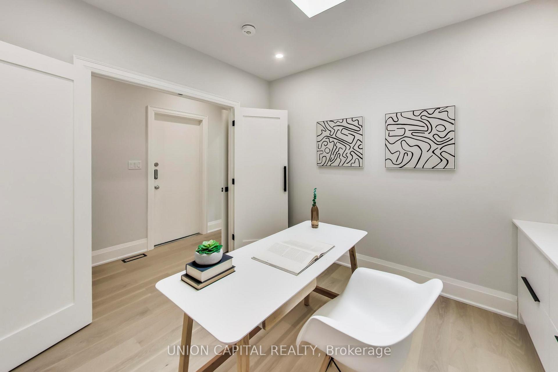 Photo 16 of 58 Forsyth Avenue N, Hamilton, Westdale — HOMEH