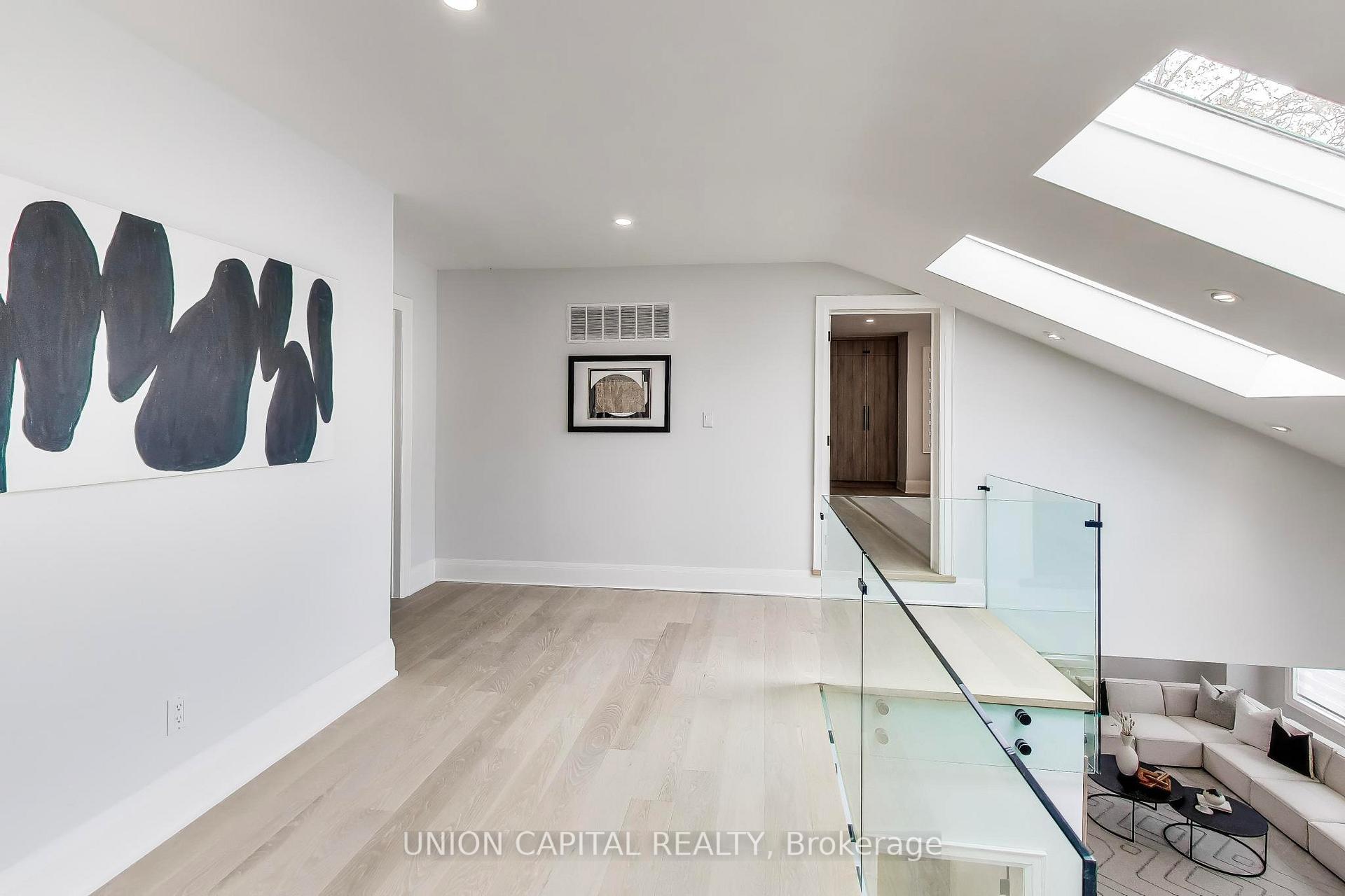 Photo 21 of 58 Forsyth Avenue N, Hamilton, Westdale — HOMEH