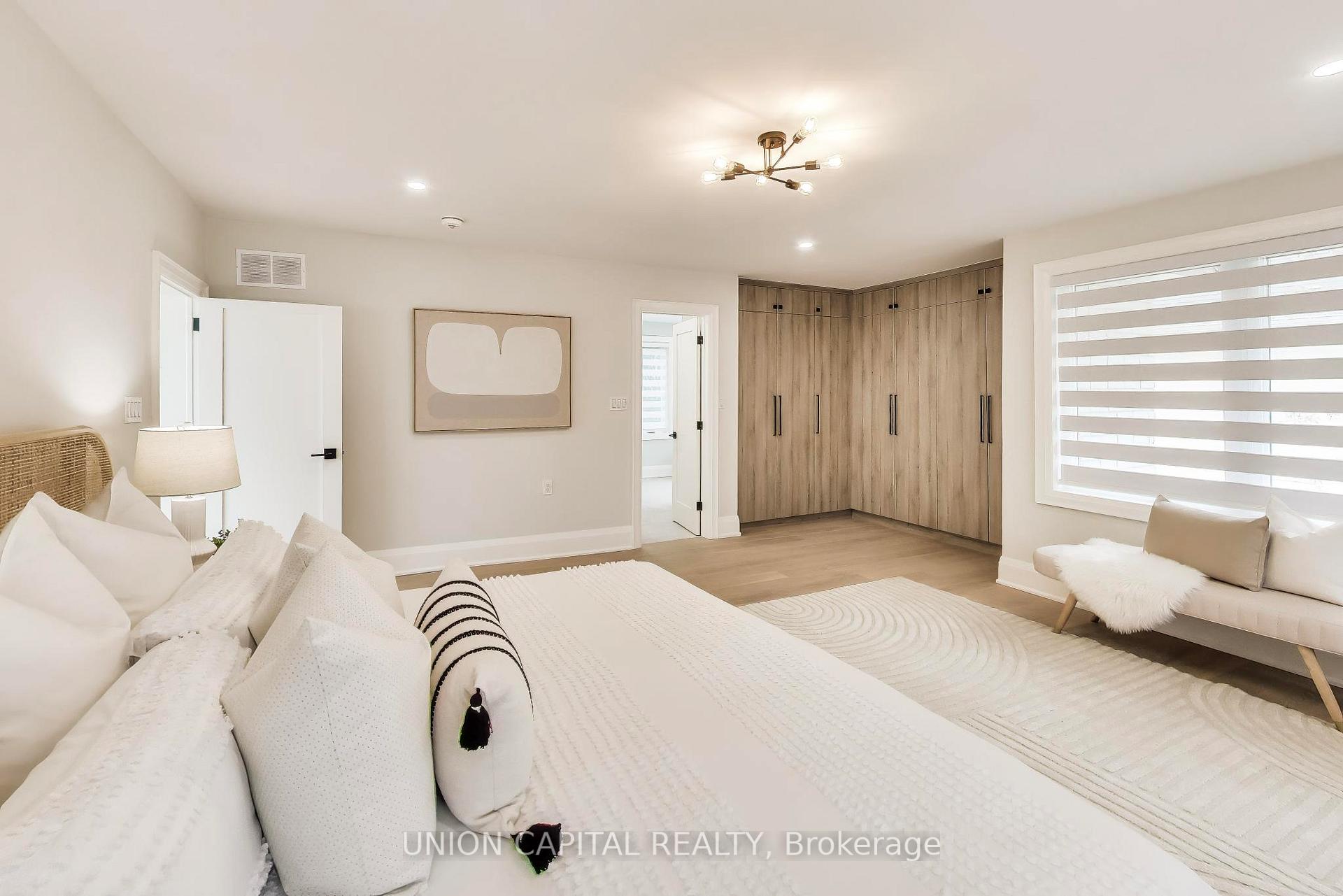 Photo 24 of 58 Forsyth Avenue N, Hamilton, Westdale — HOMEH