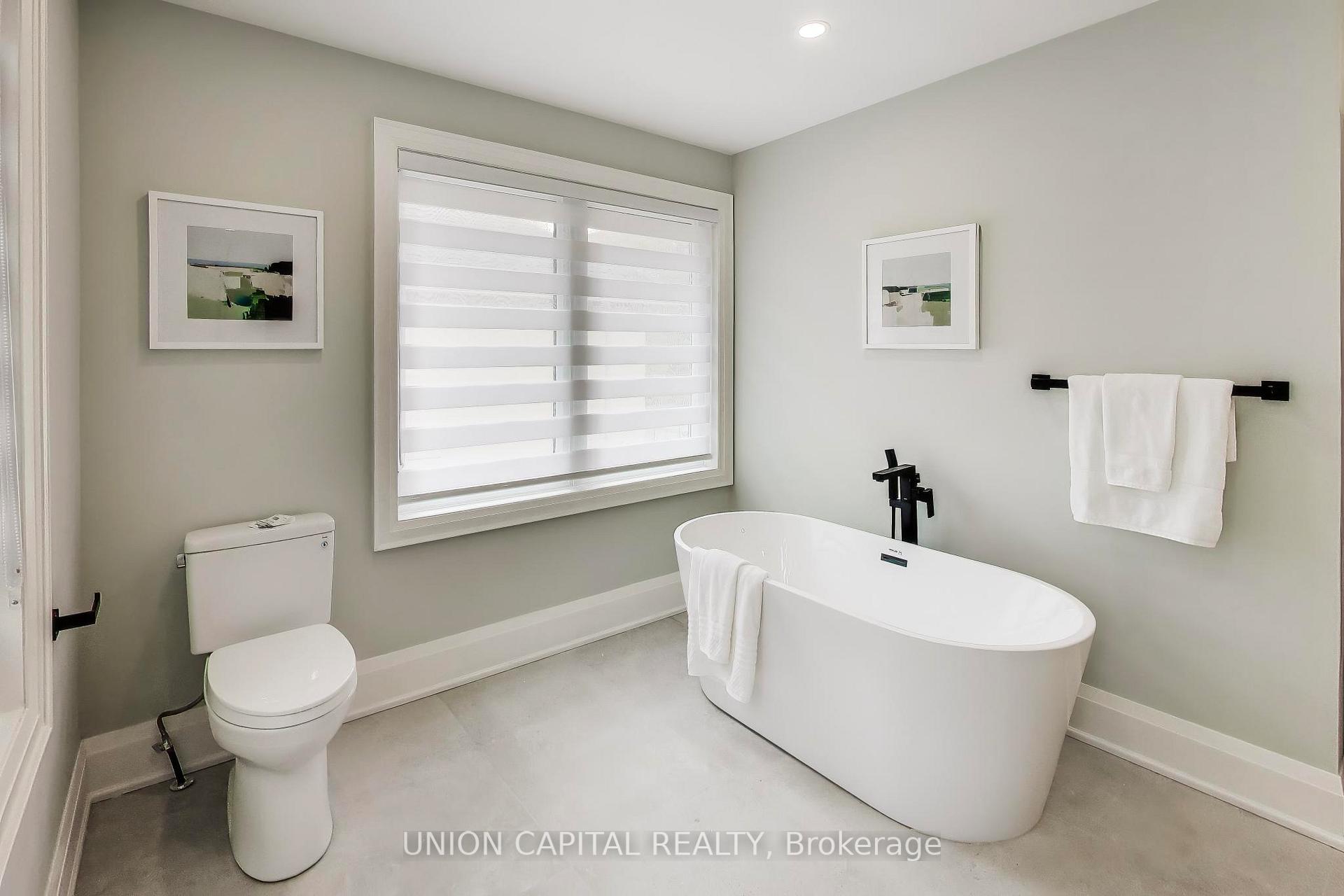 Photo 27 of 58 Forsyth Avenue N, Hamilton, Westdale — HOMEH