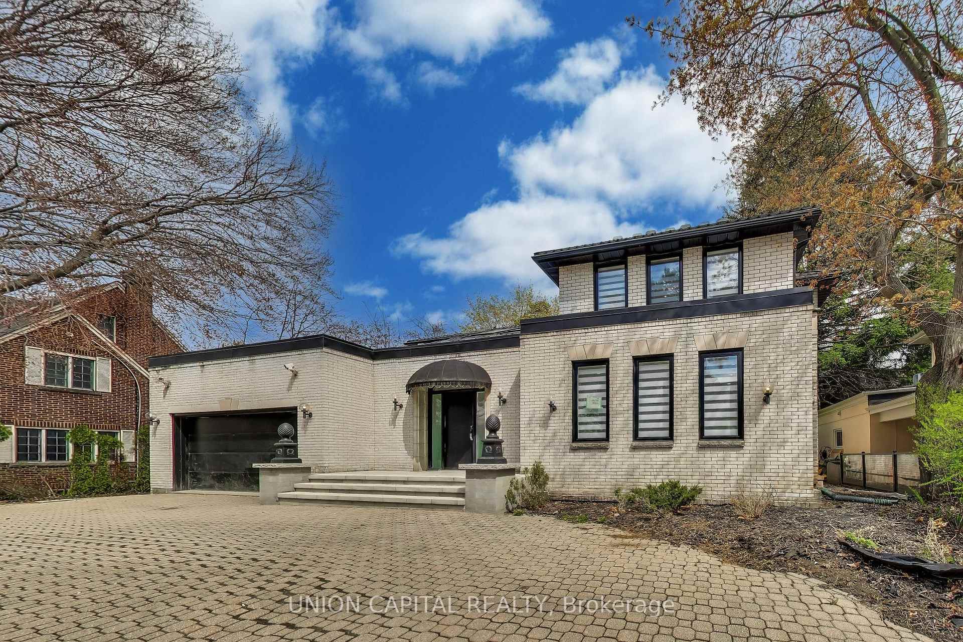 Photo 48 of 58 Forsyth Avenue N, Hamilton, Westdale — HOMEH