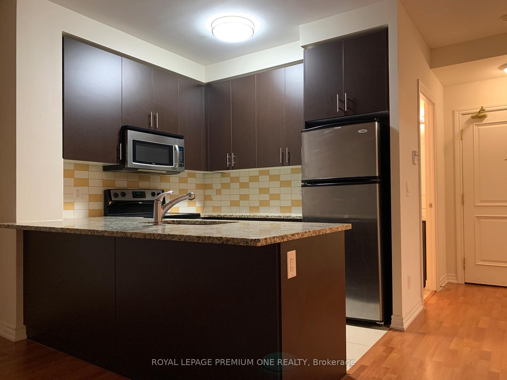 Photo 6 of Unit 601, 9245 Jane Street, Vaughan, Maple — HOMEH