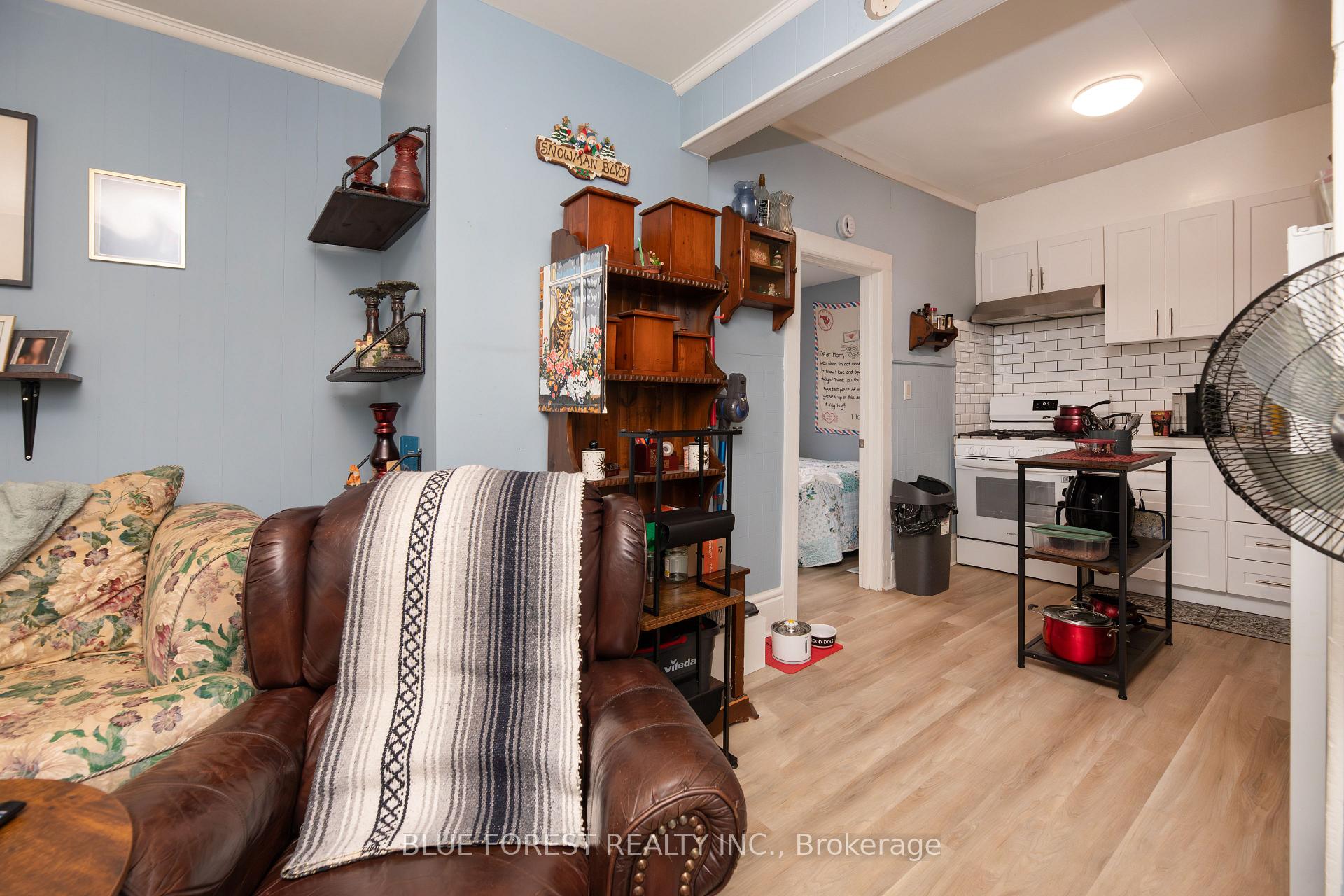 Photo 23 of 128 West Street, Chatham-Kent, Chatham — HOMEH