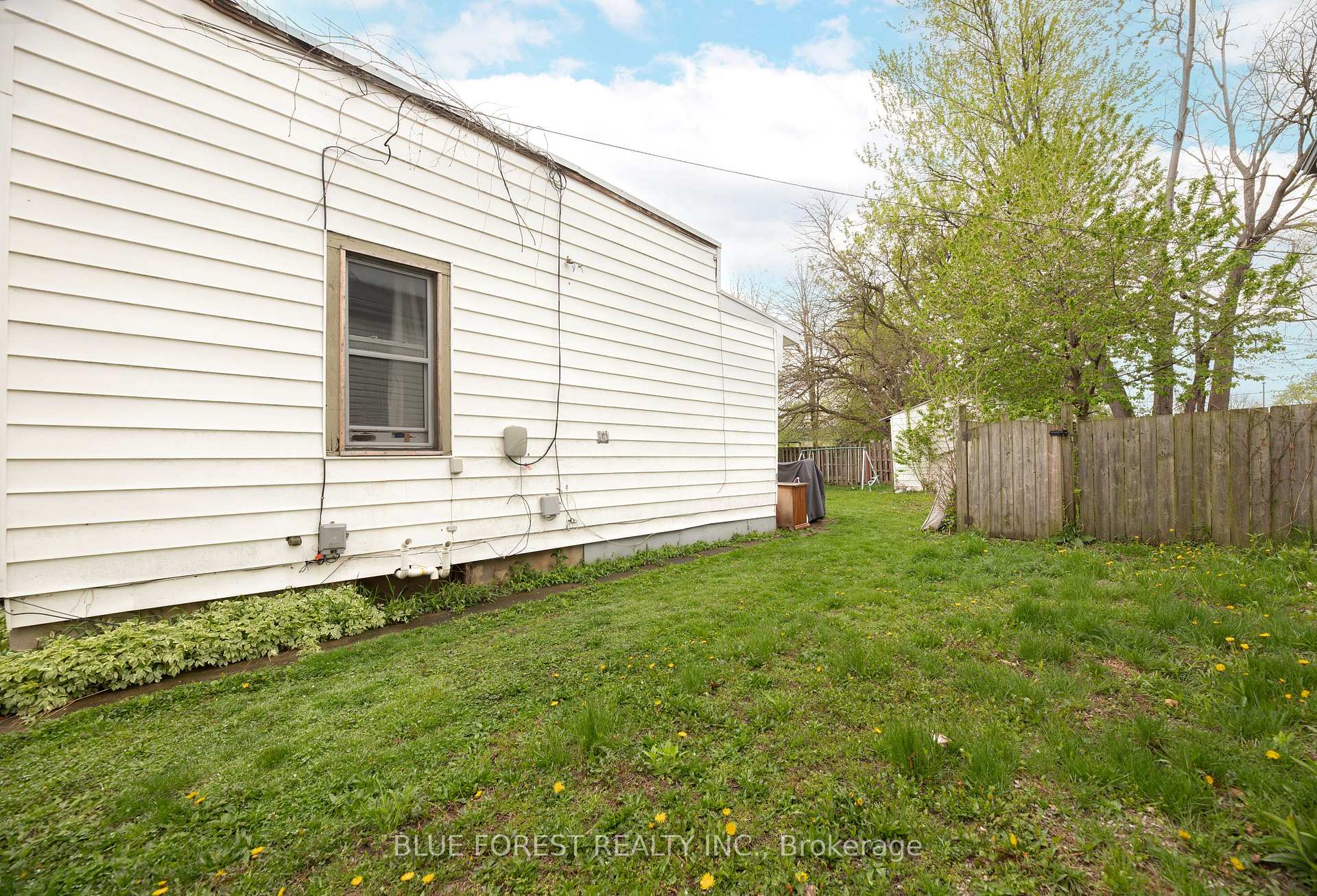 Photo 42 of 128 West Street, Chatham-Kent, Chatham — HOMEH