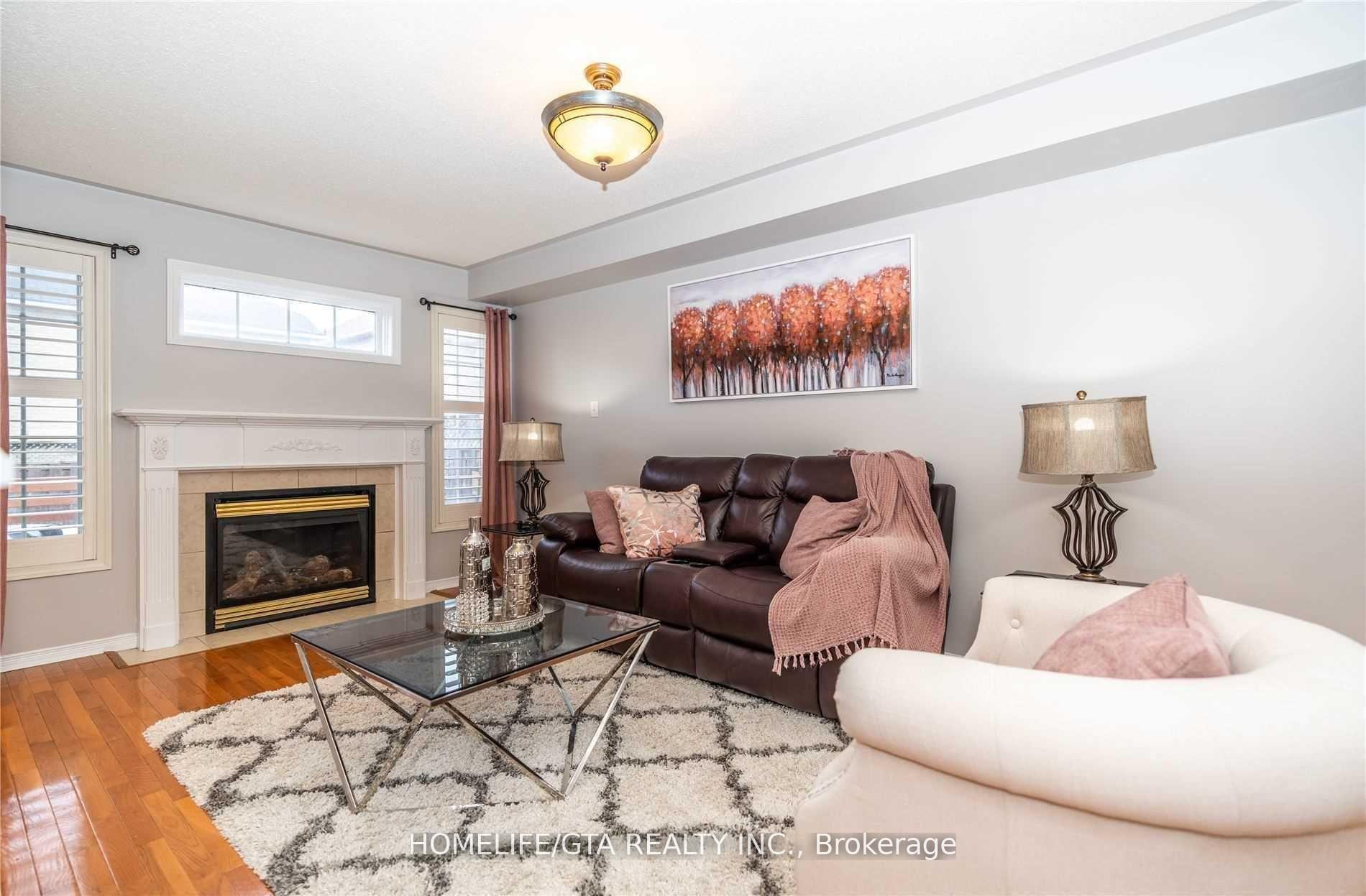 Photo 5 of 26 Jonesridge Drive, Ajax, Northwest Ajax — HOMEH